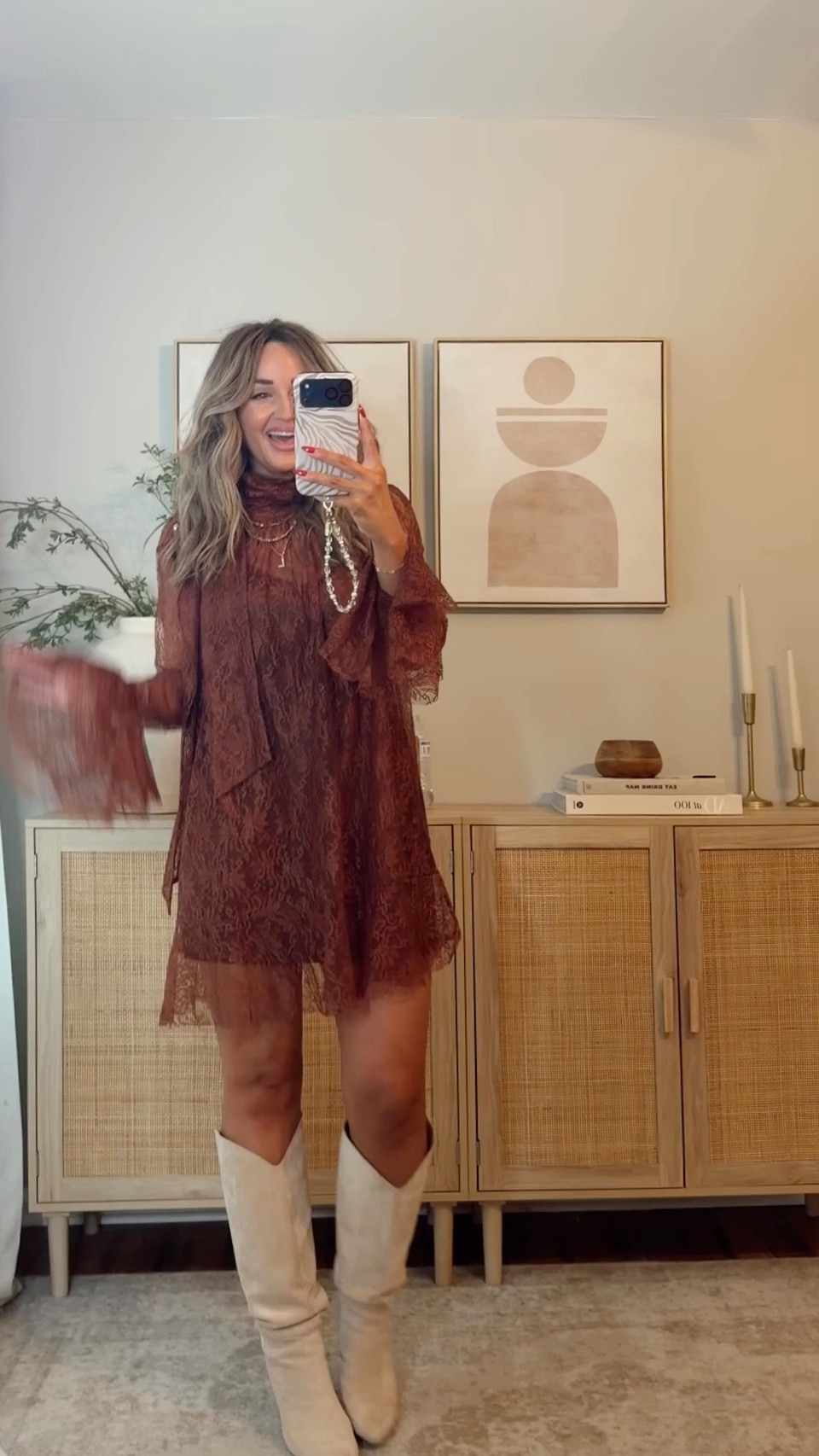 40% off with LEANN40 if expired use code LEANN35 this lace dress is so gorgeous!! would be perfect for date night or even fall photos. i’m in a size S. fall outfits @VICI

#LTKootd