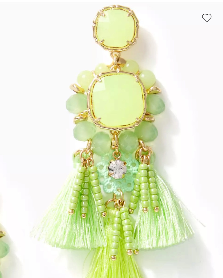 lilly pulitzer, lilly, lilly sale, sale, lilly pulitzer sale, 30% off, spring, summer, vacation, florida, palm beach, summer style, summer outfits, resort, resort wear, ootd, print, pattern, jacinta devlin, styledbyjacinta, mother's day, gift, gifts, gift guide, green, green earrings, neon green, beaded earrings, fringe earrings,
earrings, chandelier earrings, white, gold, statement earrings, summer earrings



#LTKstyletip #LTKSeasonal #LTKsalealert