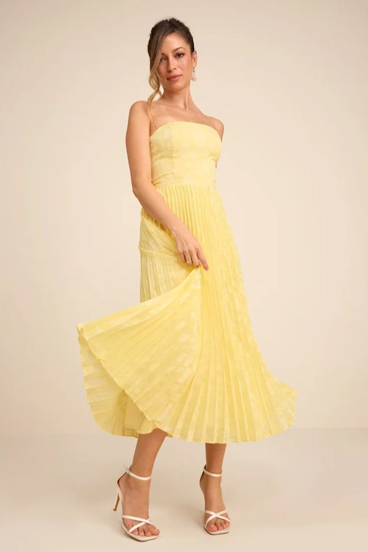 Found the dreamiest Lulus spring wedding guest dresses 🌸 Obsessed with these floral + elegant formal options for every RSVP 💌✨#Lulus #SpringGuestDress #FloralWeddingGuestDress #FormalWeddingLook #BlackTieWeddingGuest #WeddingGuestStyle #PrettyDress #OccasionStyle #WeddingReady #MaxiDressLove #ChicVibes #LTKFashion #LTKWedding #LTKFinds

#LTKSeasonal #LTKWedding #LTKU