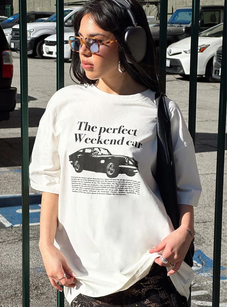 Weekender Graphic Tee White | Princess Polly US