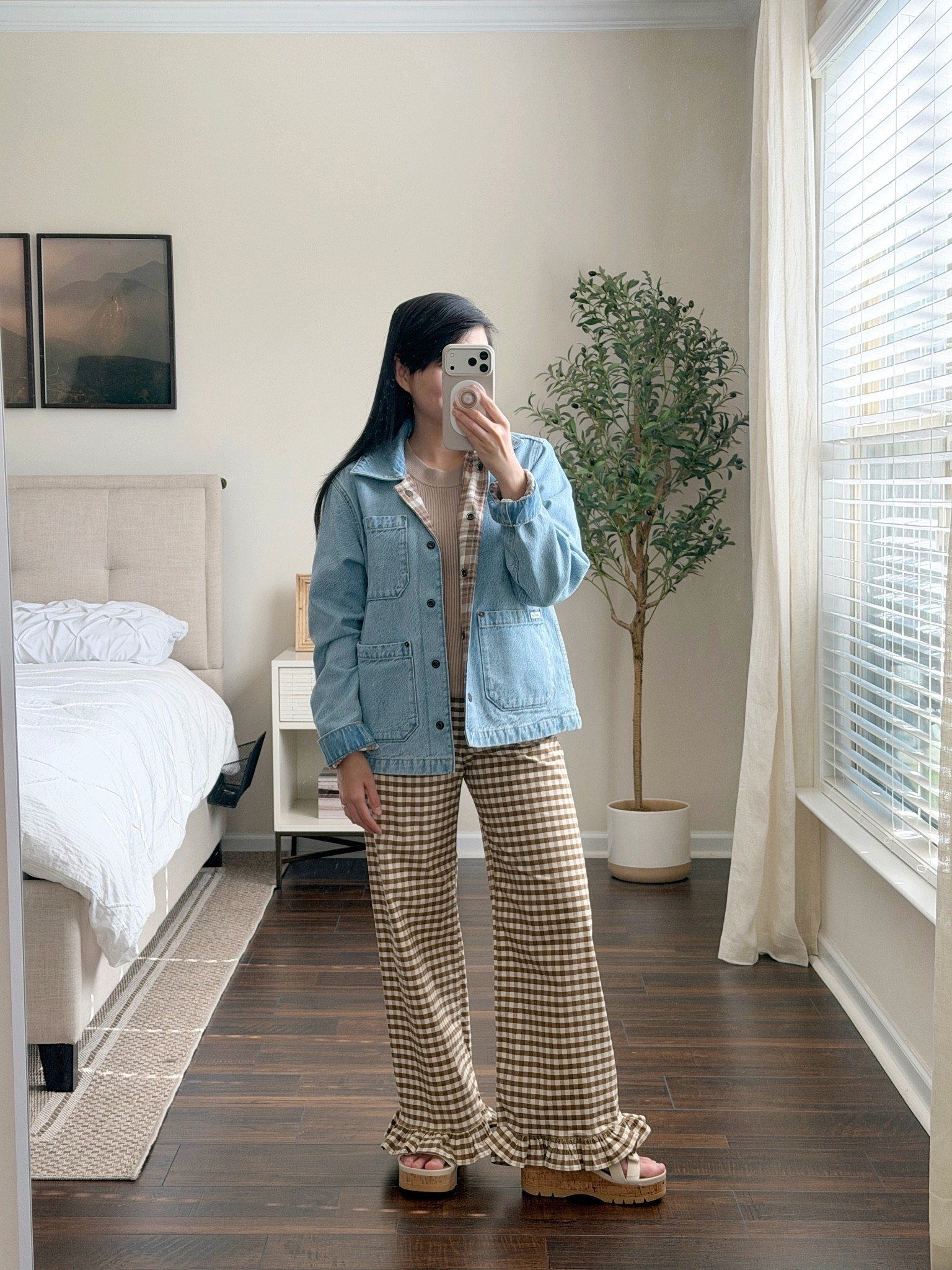 Transitional fall OOTD featuring my current favorite jacket! 🍁 This new reversible jacket from Abercrombie is such a fun, versatile piece for the season. 😍 I’m wearing the XXS, and I love that you get a light wash denim look on one side and a neutral brown plaid on the other—it’s like having two jackets in one! 🙌🏻 I’ve linked my outfit in my LTK! 🤎 @abercrombie #denimjacket #ootd #petitefashion

#LTKootd #LTKSaleAlert #LTKPetite