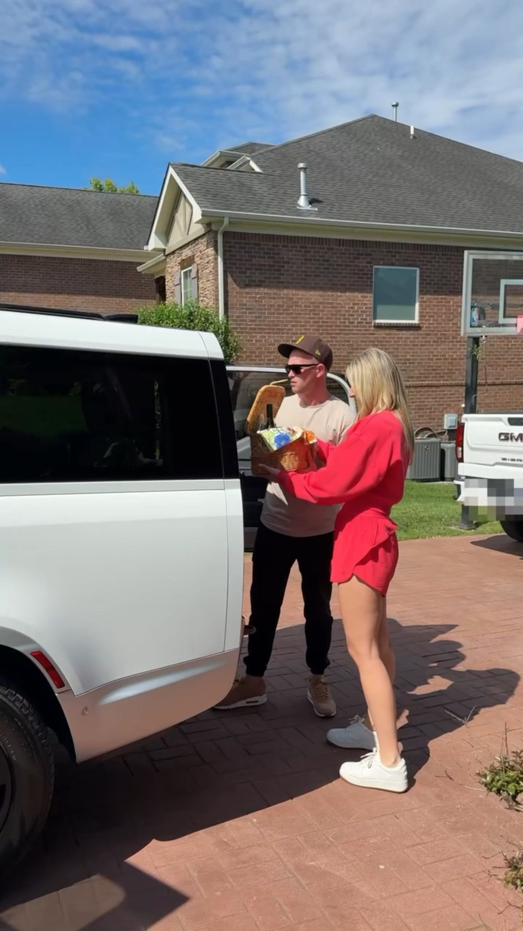 Game day ready for the San Diego Padres! ⚾️

Use code SAMANTHAX5 for 5% off Burga!

game day outfit, baseball outfit, ootd, quay, free people, aritzia, alo, louis vuitton, jersey, padres, shorts, denim shorts, jean shorts, sneakers, white sneakers, sunglasses, phone case, Nashville, Samantha Bauchmann 

#LTKKids #LTKTravel #LTKFamily