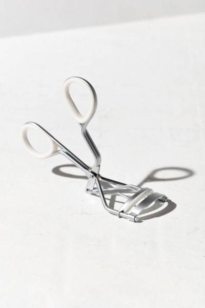 Milk Makeup Eyelash Curler - Assorted One Size at Urban Outfitters | Urban Outfitters US