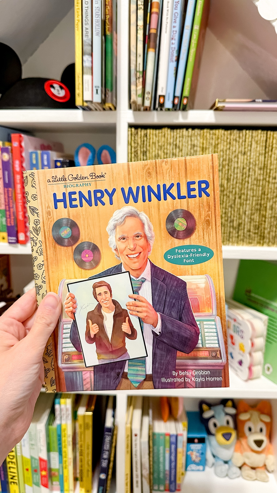  Flip through the pages of the brand-new Little Golden Book Biography of Henry Winkler 📚💛 Perfect for fans of The Fonz, book collectors, and parents looking to share inspiring stories with their kids. This beautifully illustrated children’s biography celebrates Henry Winkler’s journey from a boy who struggled in school to becoming one of Hollywood’s most beloved actors and authors. 🌟

If you love celebrity biographies for kids, Little Golden Books for family reading, or want to add a timeless keepsake to your bookshelf, this one is a must-have!

📖 Tap to shop the Henry Winkler Little Golden Book and more inspiring stories for your little reader.

#LittleGoldenBook #HenryWinkler #ChildrensBooks #BookTok #BookRecs #KidsBookstagram #GoldenBooks #CelebrityBiography #FamilyLibrary #ReadAloud #BookTokMadeMeBuyIt
#CelebrityKidsBook #LTKBaby #LTKFamily

#LTKKids #LTKHome #LTKFindsUnder50