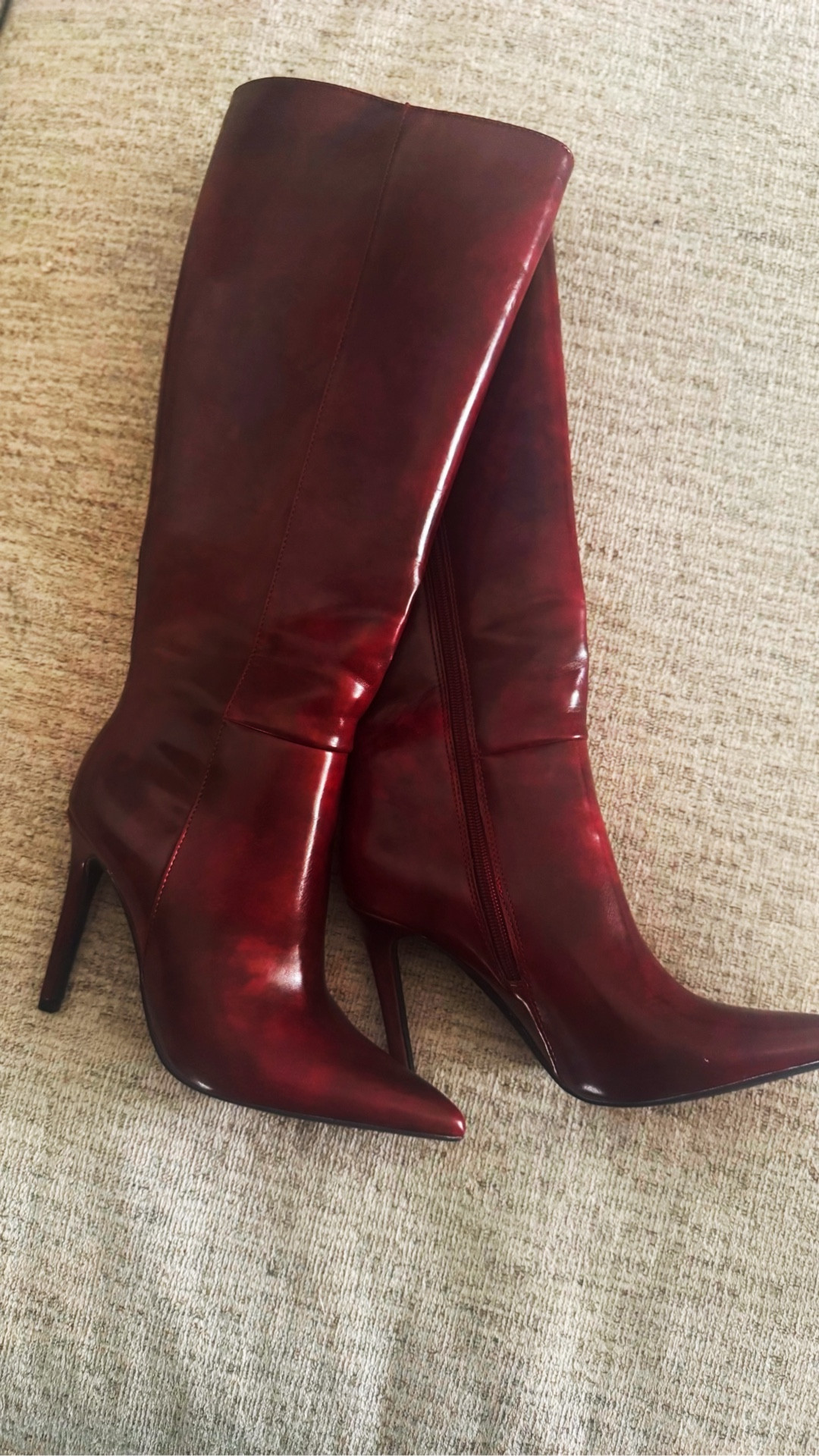 The Perfect Fall boot!! #fall #fallfashion #boots #burgundy 

#LTKSeasonal #LTKootd #LTKgrwm