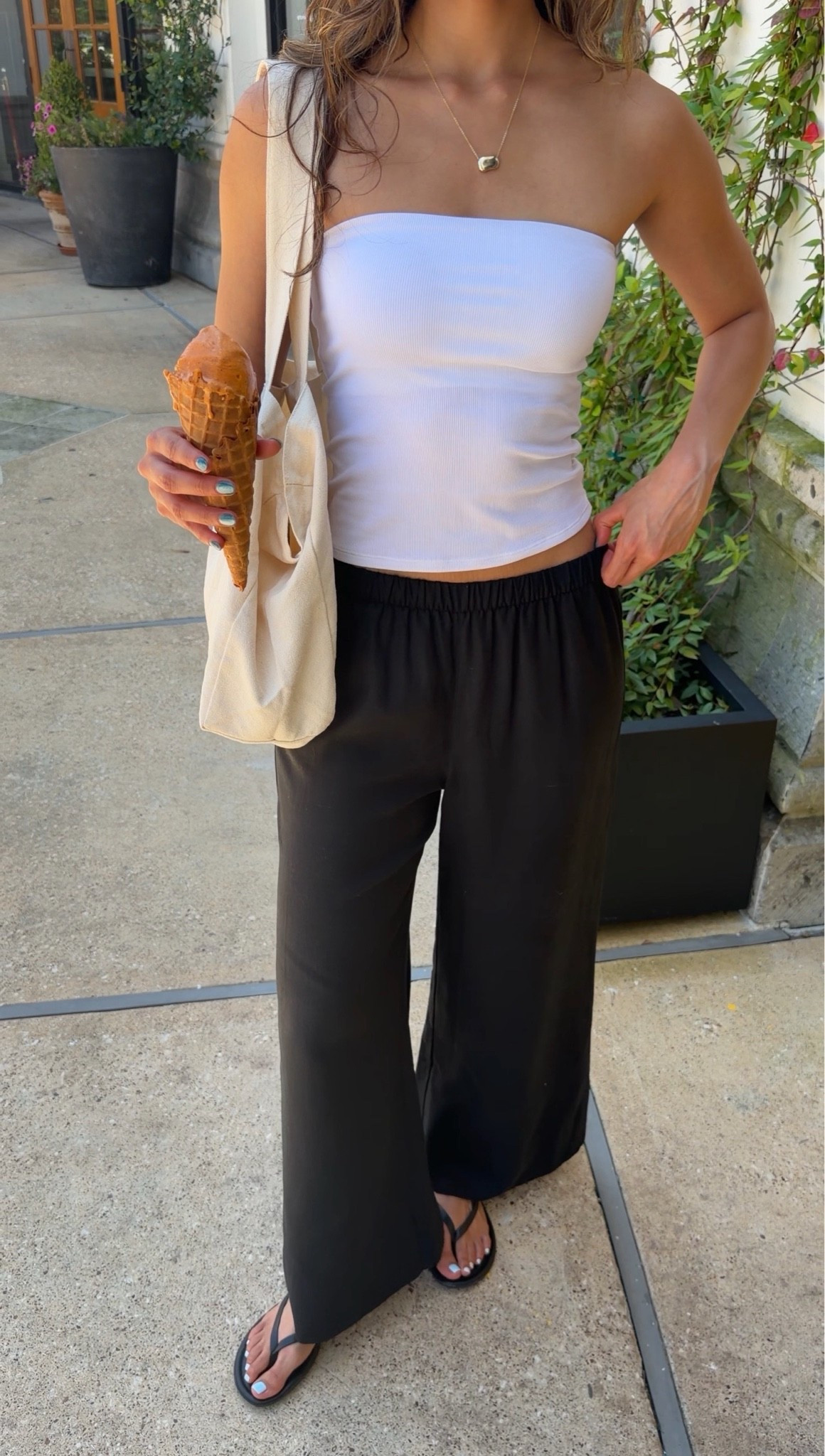 @Vuori US perfect travel/summer outfit! Wearing xs in both #vuoripartner

#LTKootd #LTKSeasonal #LTKTravel