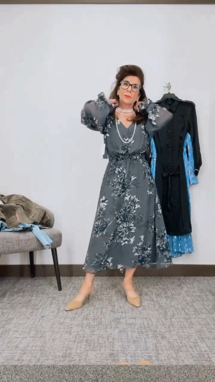 I shopped the Nordstrom's Anniversary Sale recently and picked up some stunning dresses, jackets 🧥 and denim. They’re all perfect for just about any occasion. 


#LTKxNSale #LTKSeasonal #LTKVideo