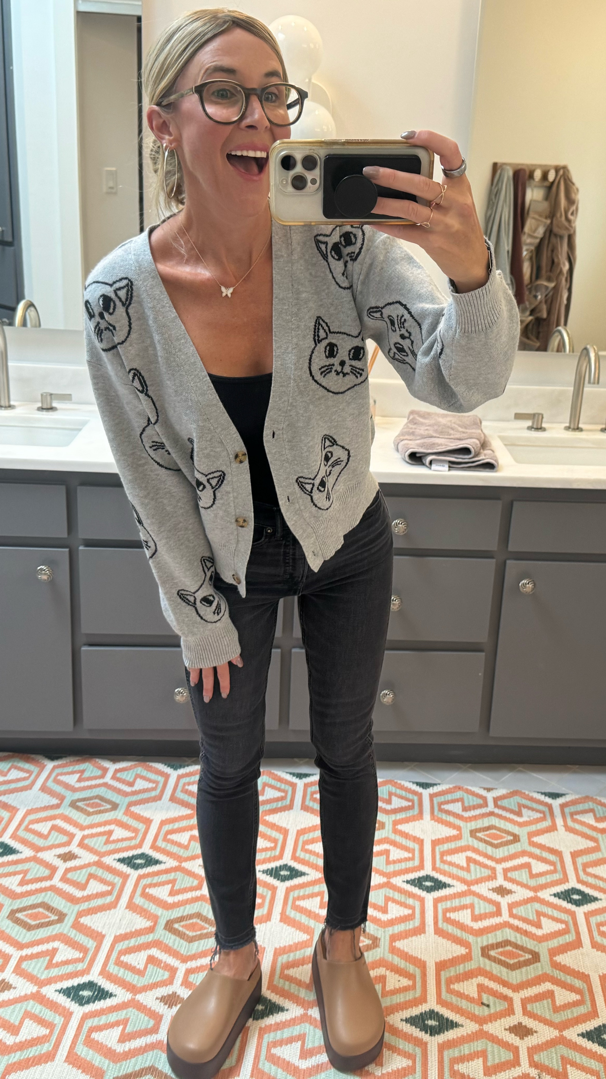 Today’s outfit! I’m still rockin’ the skinny jeans! 😆👏

#LTKFindsUnder50 #LTKOver40 #LTKStyleTip