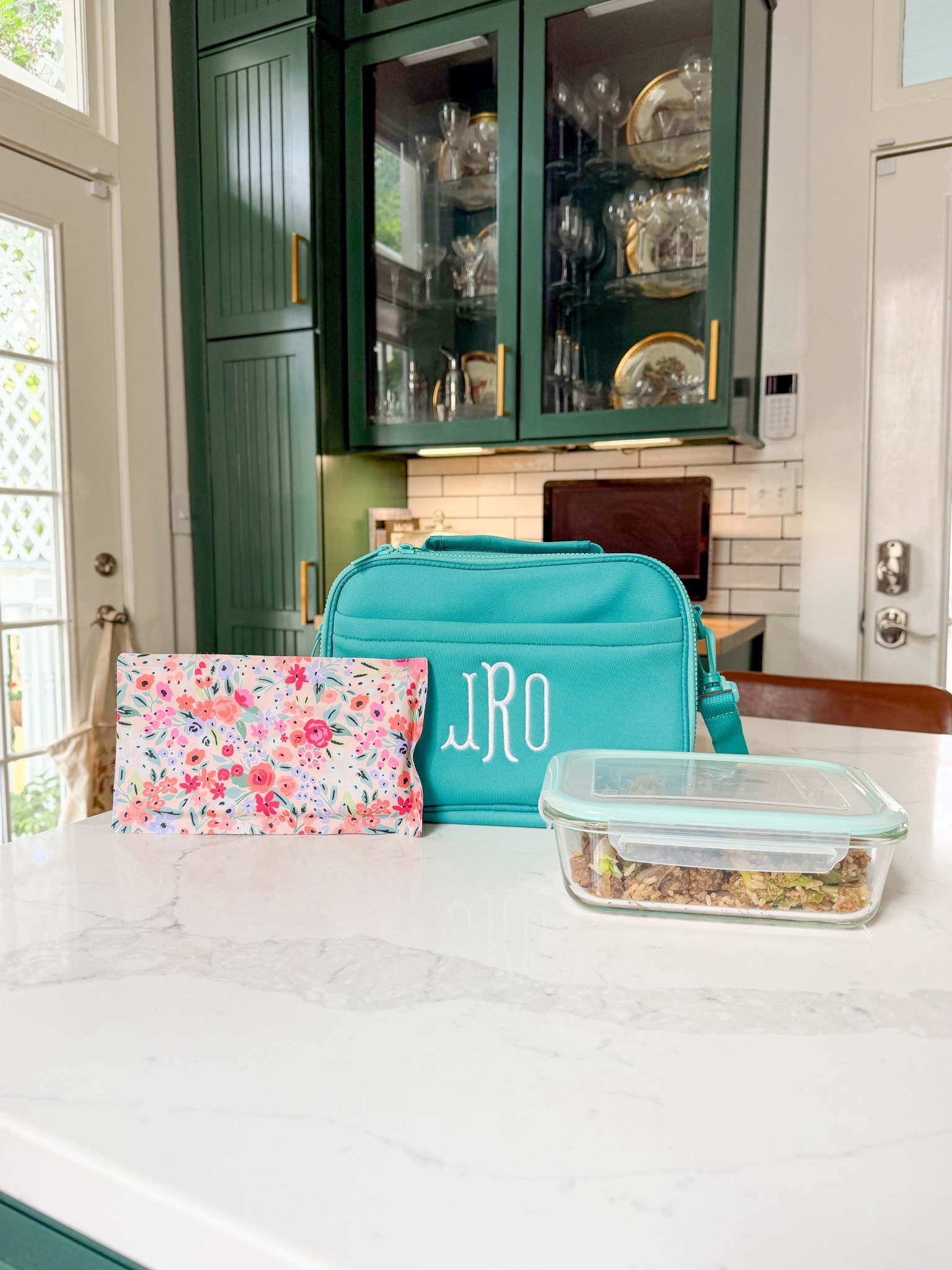 Work lunch essentials! I have to have a long strap for my lunch box and glass containers only for me!!

#LTKdayinmylife #LTKfoodie #LTKmomlife