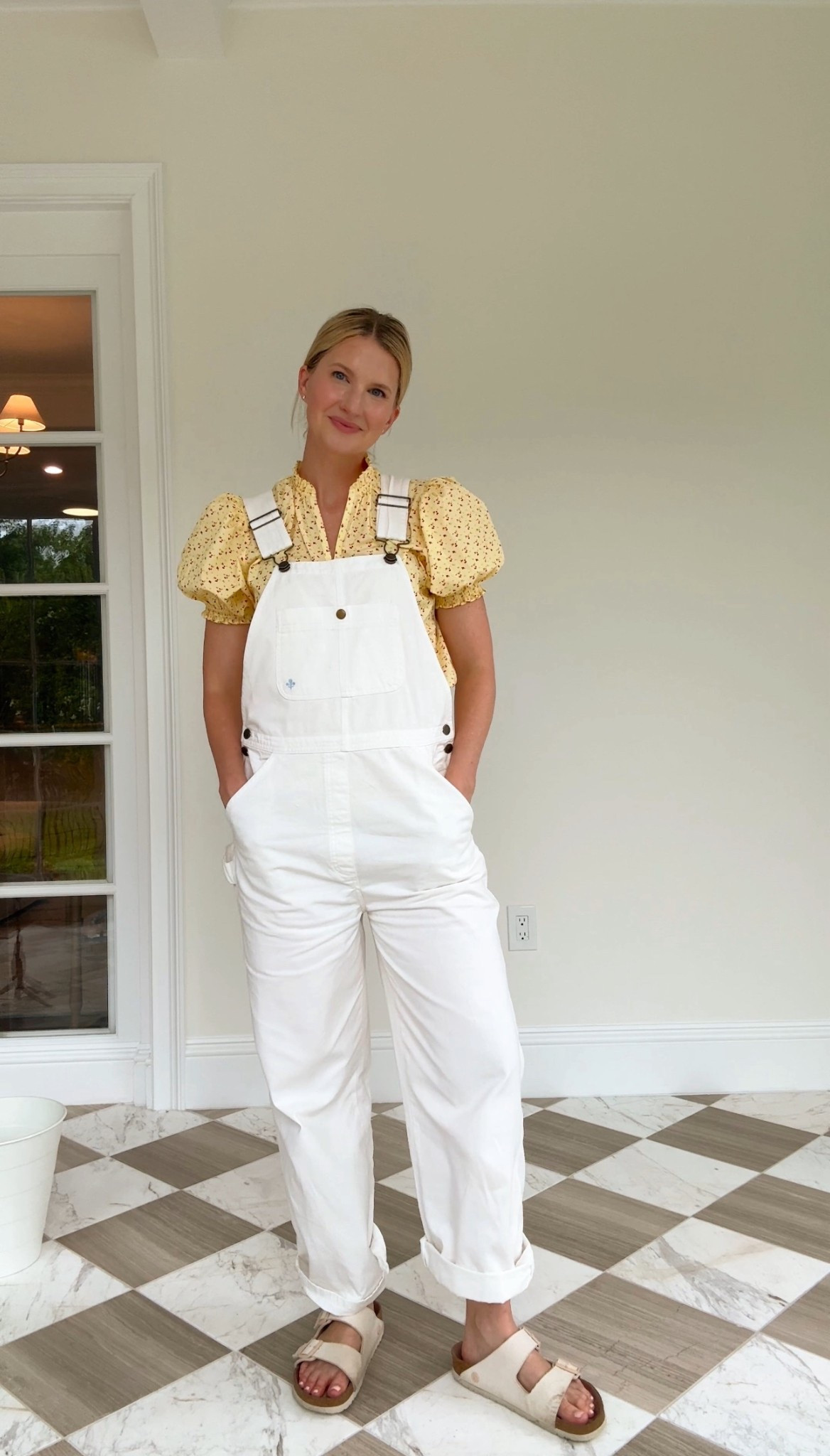 cute overalls make the easiest outfit! I’m wearing a size S in the top and M in the overalls 💛

#LTKStyleTip #LTKSeasonal