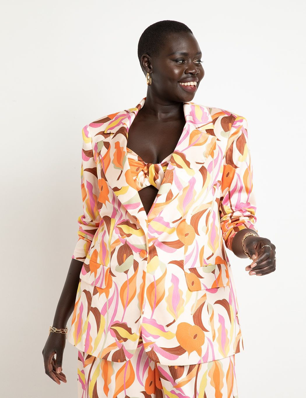 Melissa Mercedes x ELOQUII Long Printed Blazer | Women's Plus Size Coats + Jackets | ELOQUII | Eloquii