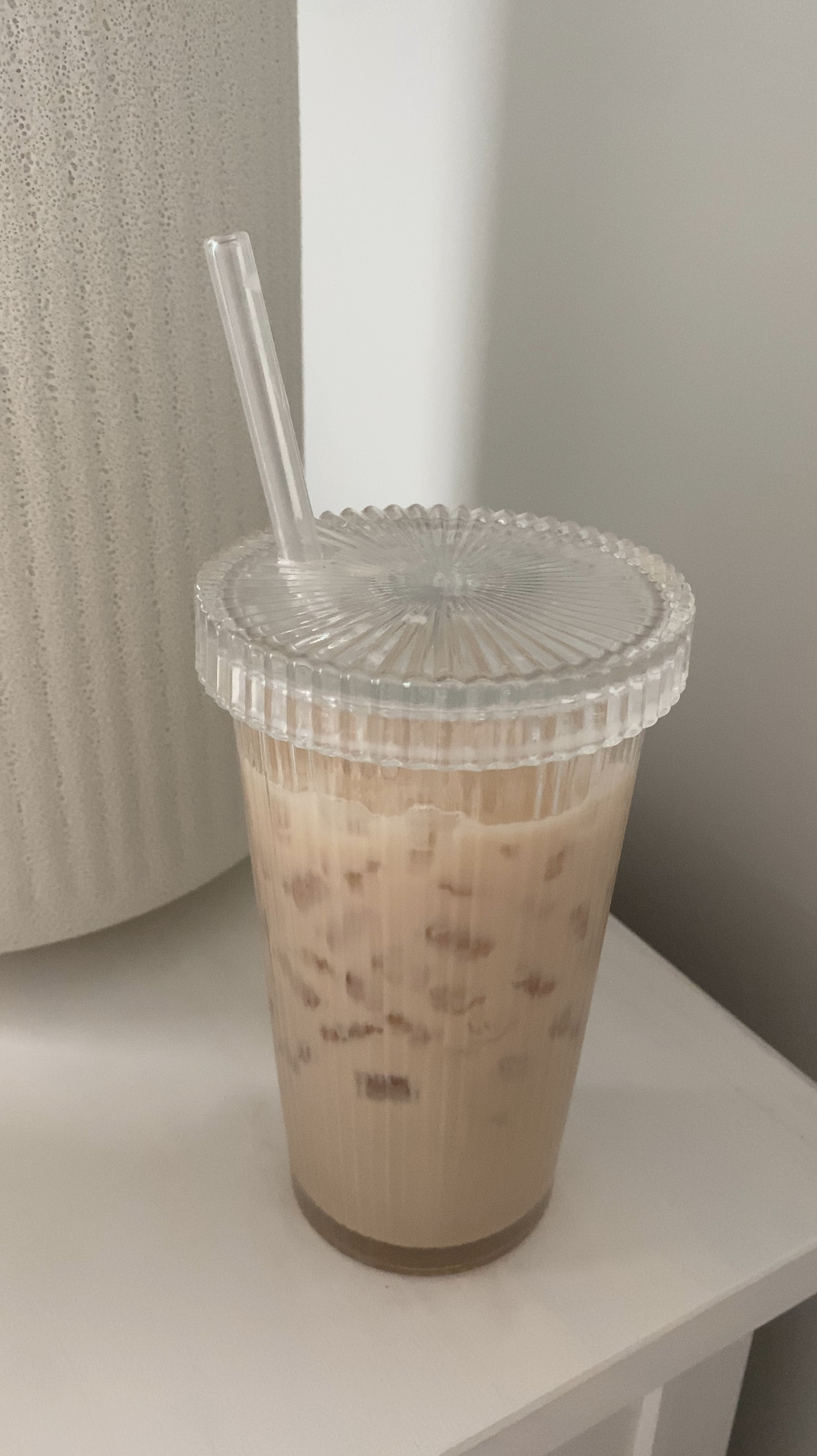 Cutest glass lid cups with straws! Perfect for iced tea and coffee drinkers🫶🏼🤍 Best Amazon find!!

#LTKfindsunder50 #LTKVideo #LTKhome