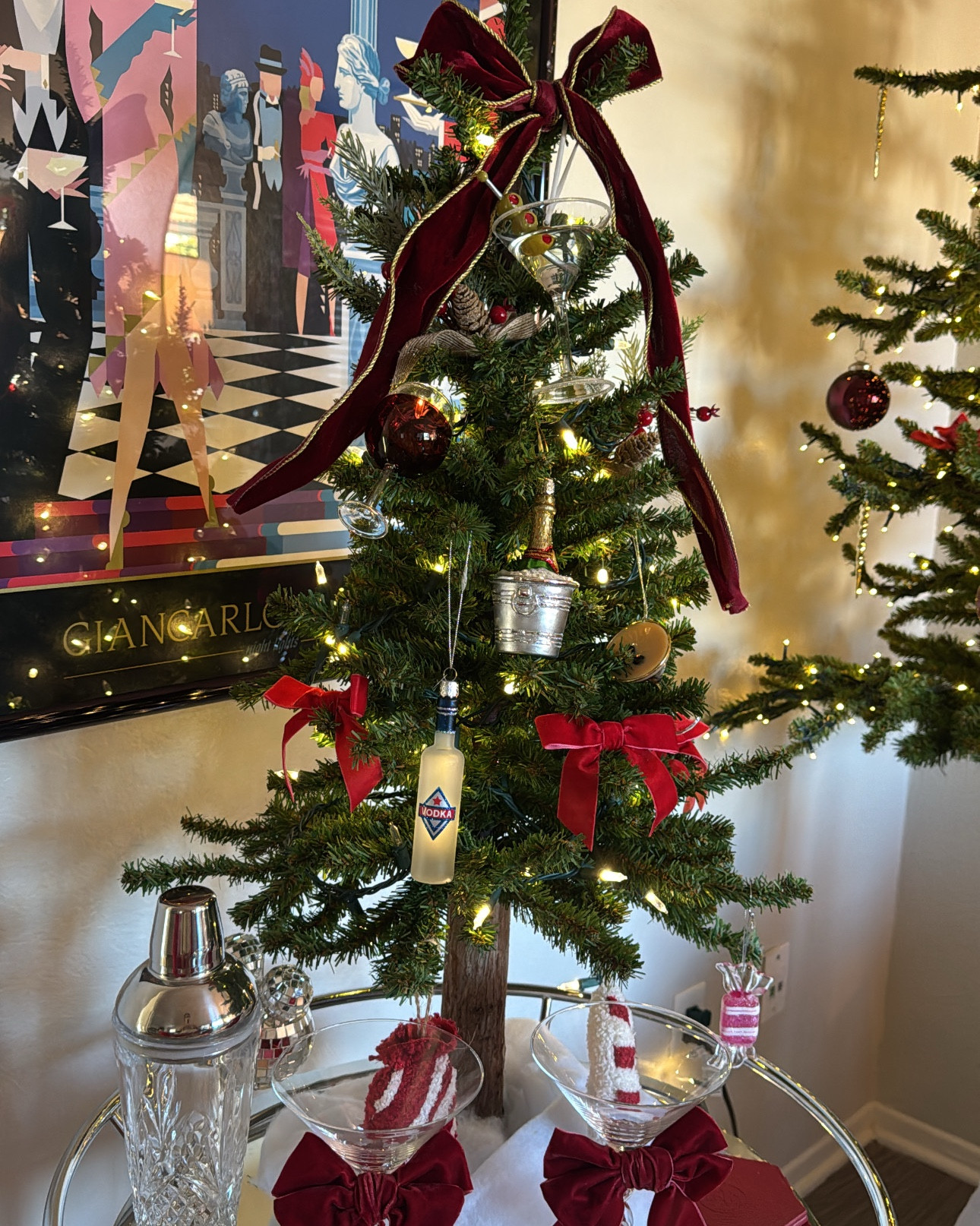 Boozy bar cart mini tree 🎄✨
Cocktail Christmas ornaments
Holiday home decor
Bar cart is from Zgallerie

#LTKGiftGuide #LTKHome #LTKHoliday