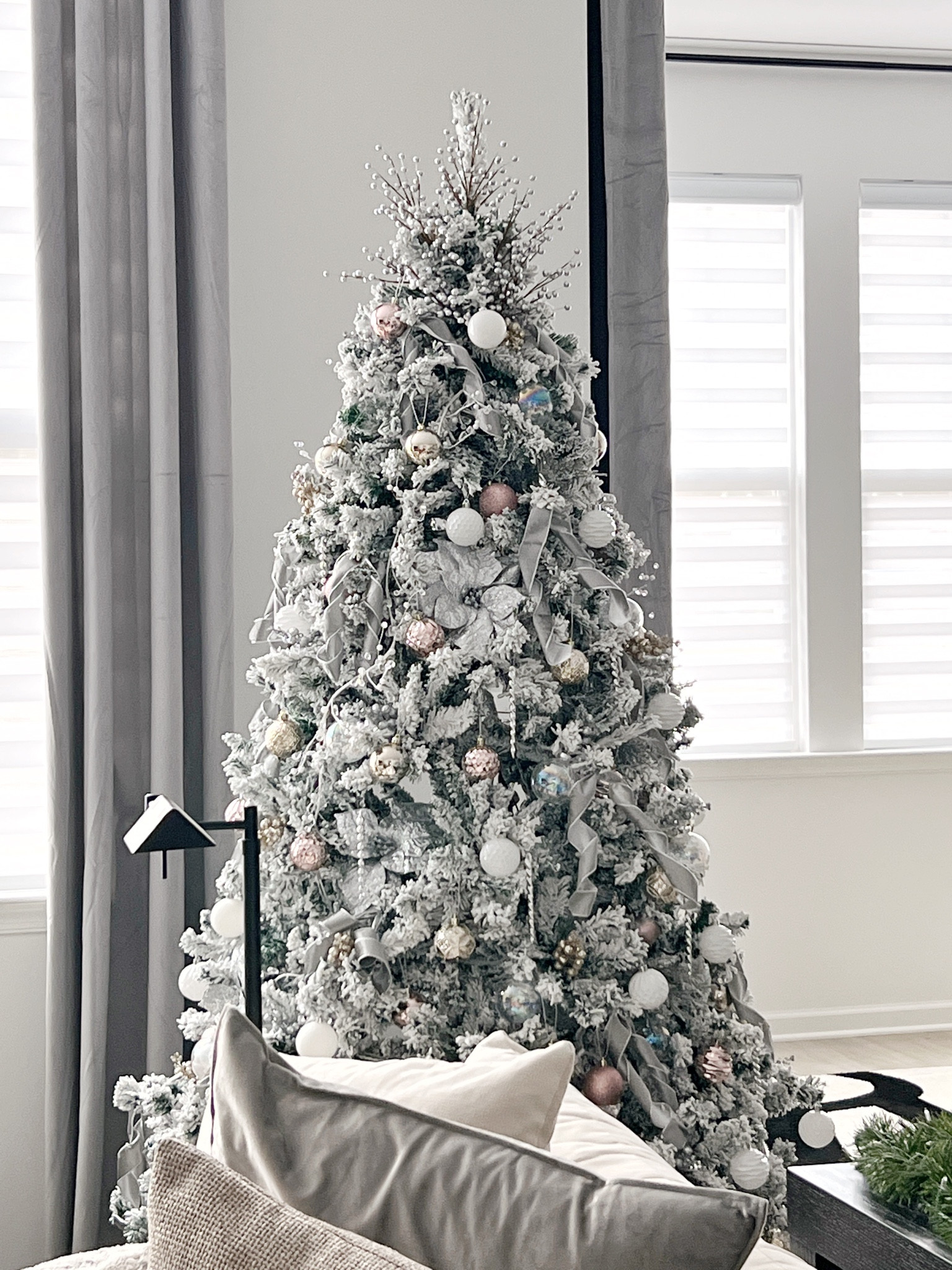 I love a beautiful flocked pre-lit Christmas Tree! 

#LTKSeasonal #LTKHoliday #LTKhome
