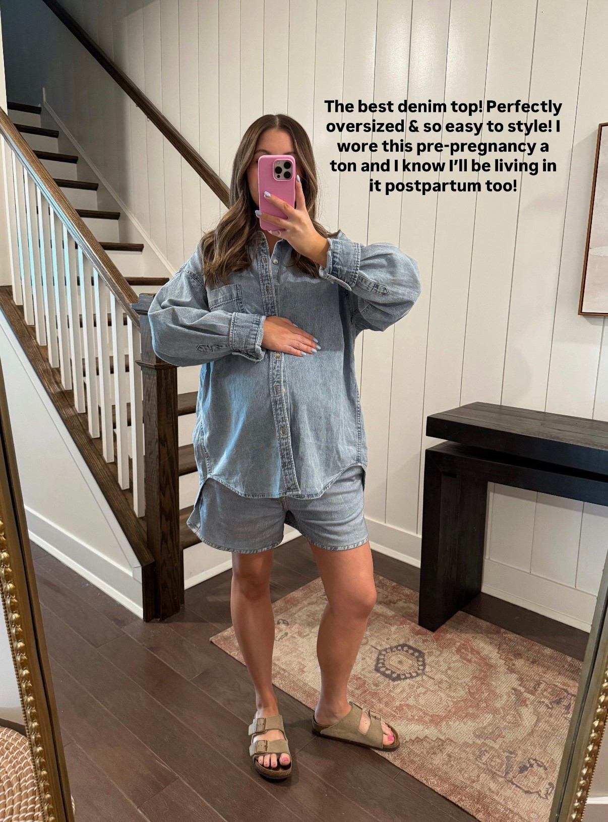 Wearing a medium in the top! It runs big tho— I wore a small pre-pregnancy! Medium in the shorts!