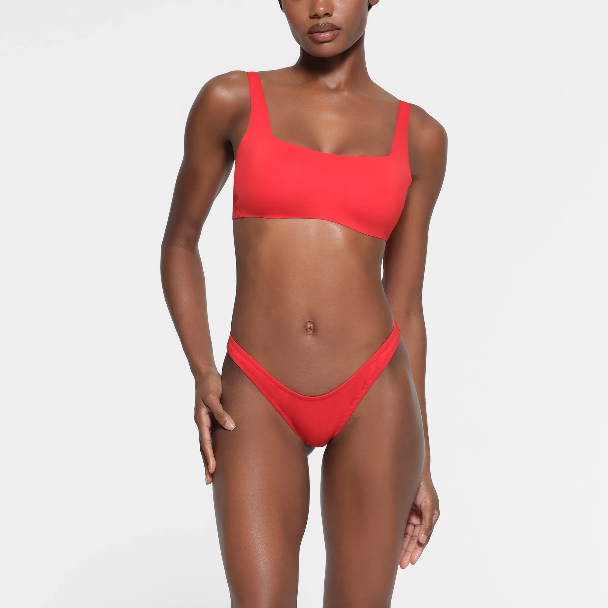 SKIMS Scoop Bikini Top | Red | 5X | Signature Swim | SKIMS (US)