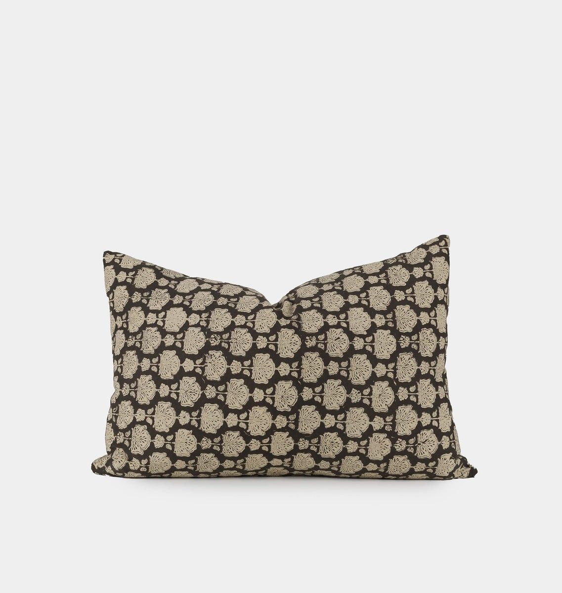 Darwin Pillow, Accent Pillows, Bed Accent Pillows, Amber Interiors Pillows, Amber Interiors Decor | Amber Interiors