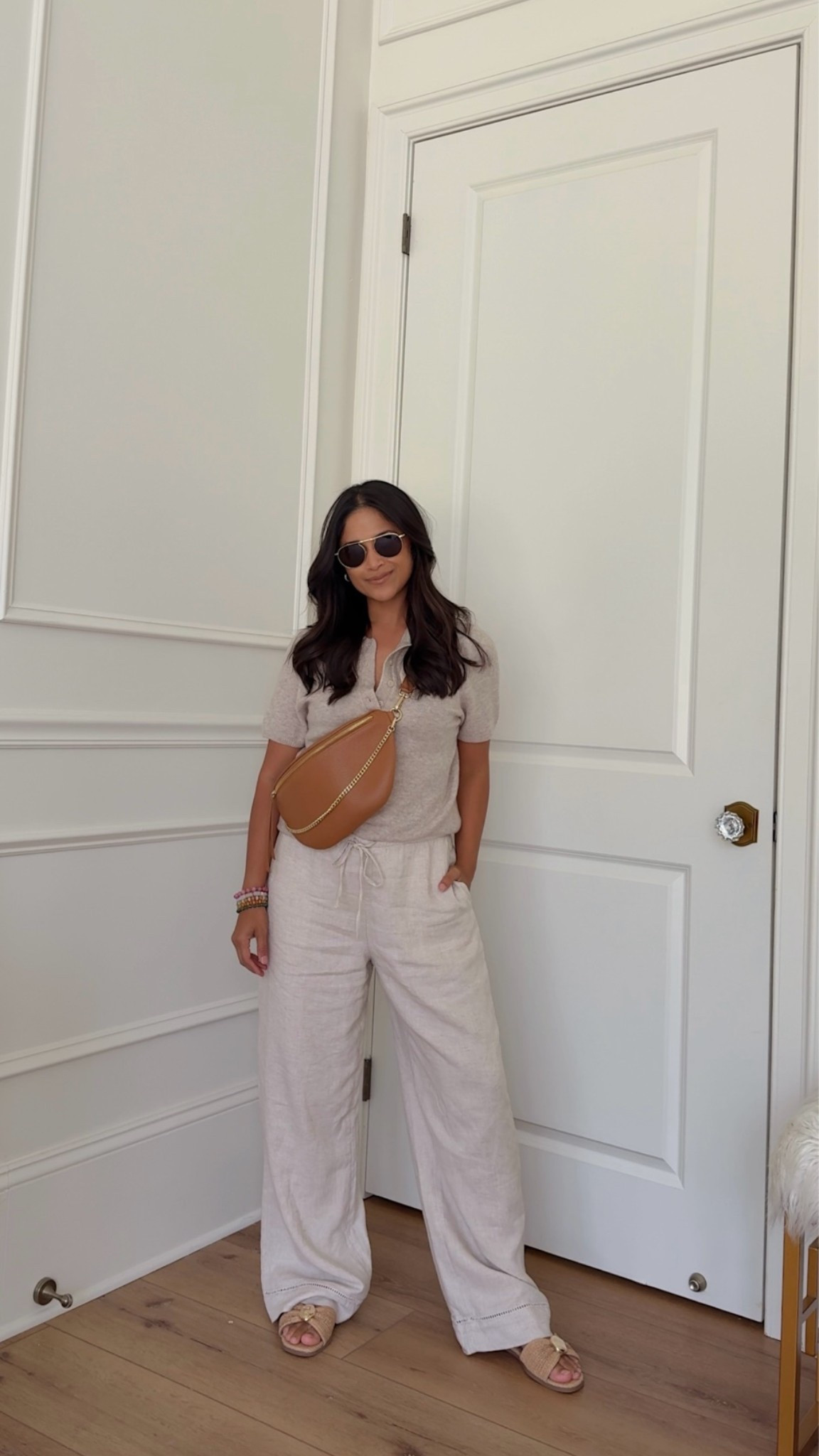 My whole outfit is on sale! Take an extra 15% OFF my linen pants & top with code: AFSUMMER and take 20% OFF my Beck sling bag with code: HAUTE20
…
#giginewyork #abercrombie #linenpants

#LTKootd #LTKSaleAlert