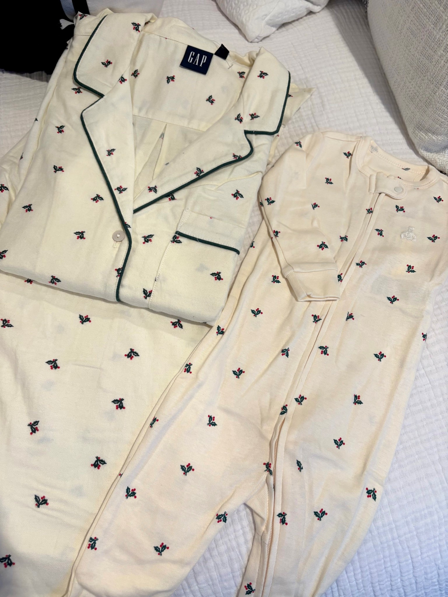 Love a matching moment 

#LTKHoliday #LTKSeasonal #LTKFamily