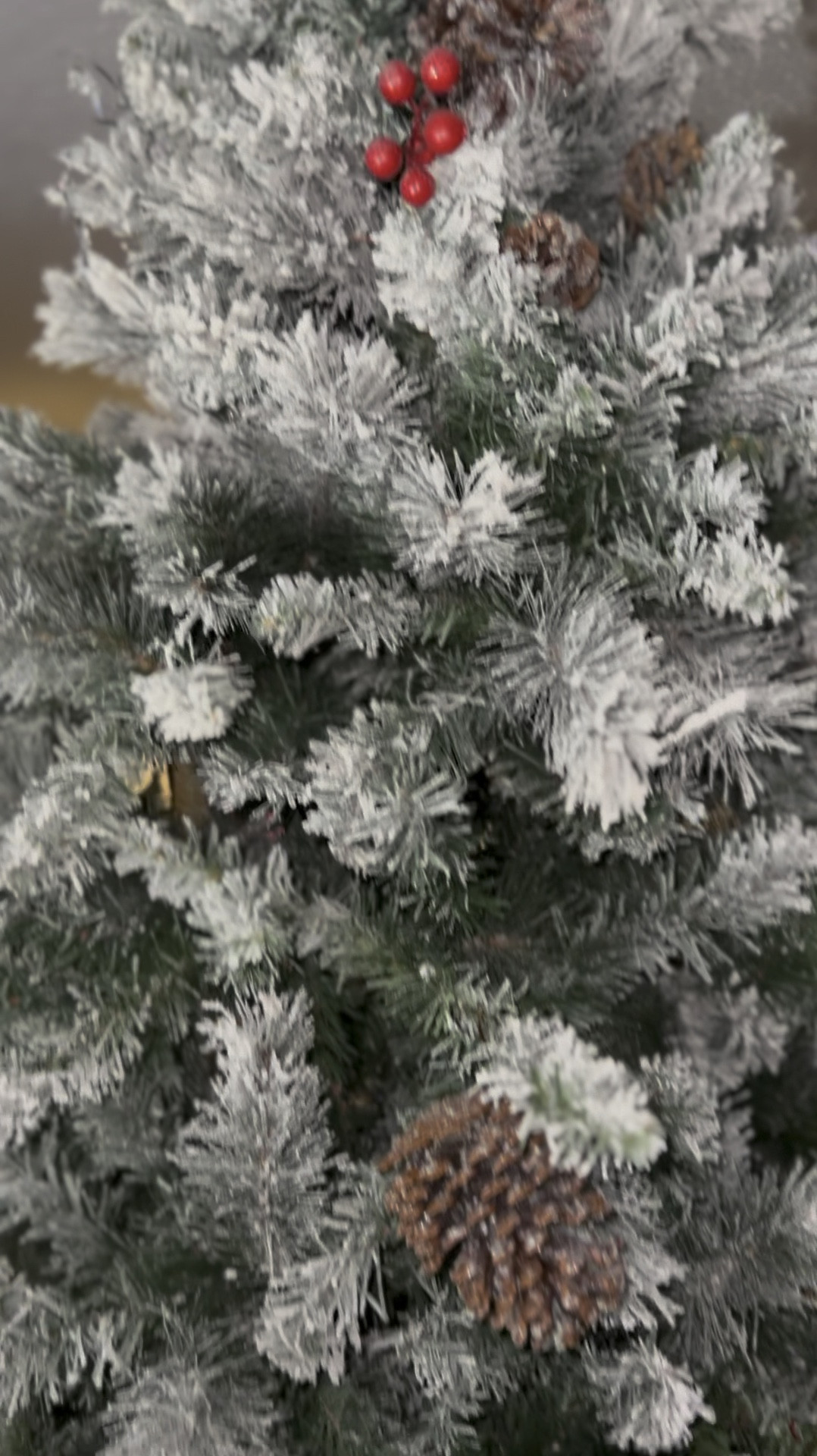 Linking some cute flocked trees here for you!! 🎄

#LTKSeasonal #LTKHoliday #LTKHome