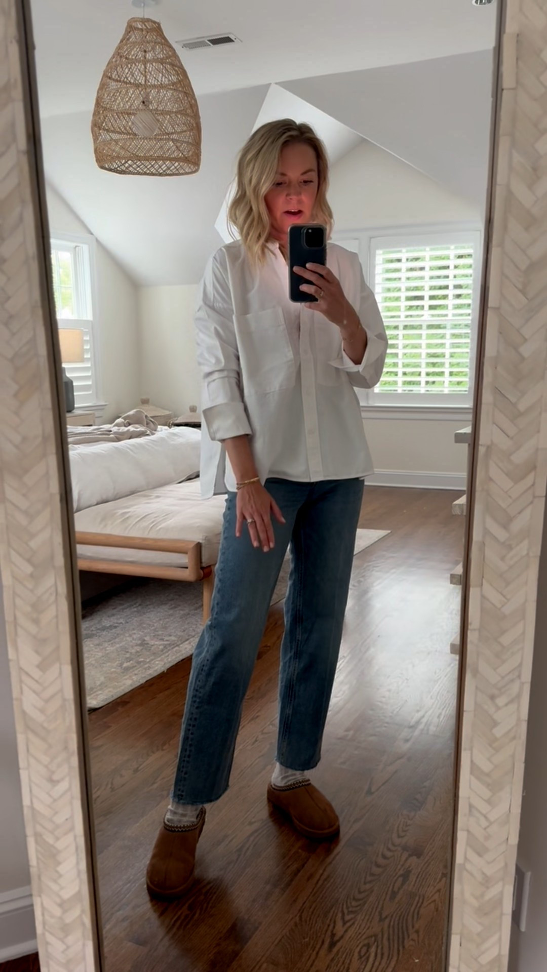 30% off Everlane!!
-small button down, tts
- jeans fit tts, 26R, I’m 5’5
-uggs tts

Fall outfit, closet staples, sweater weather

#LTKSaleAlert #LTKFindsUnder100 #LTKSeasonal