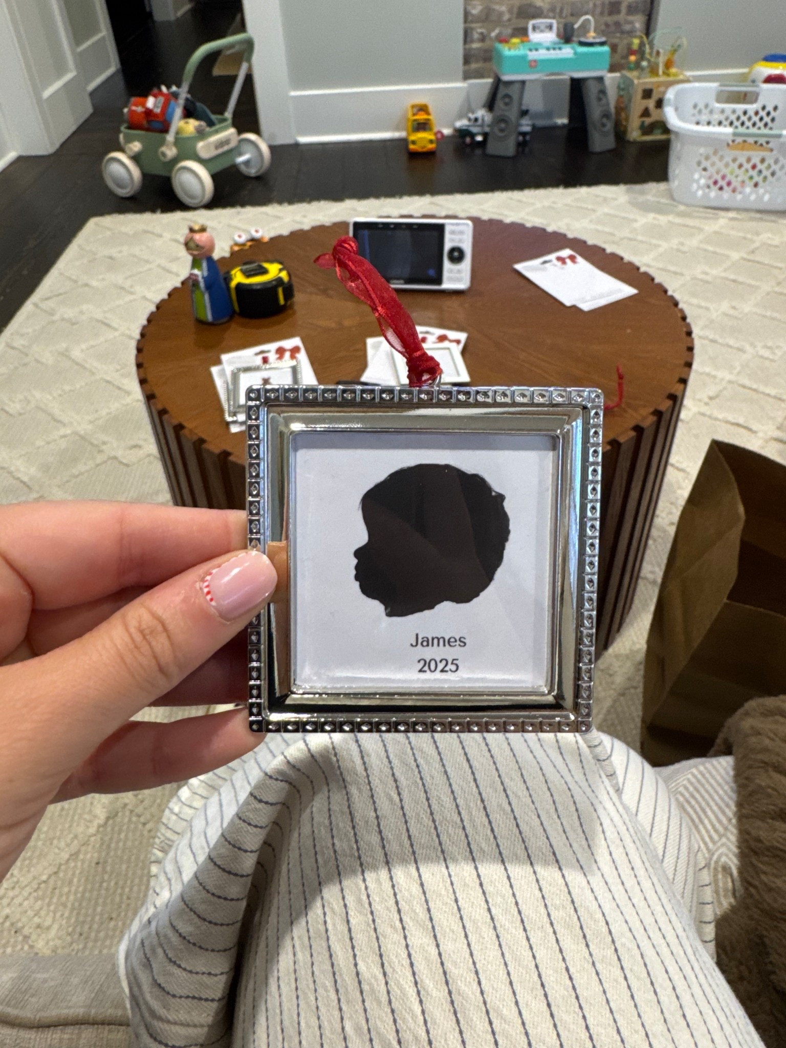 Homemade DIY silhouette ornament

#LTKGiftGuide #LTKmomlife #LTKHoliday