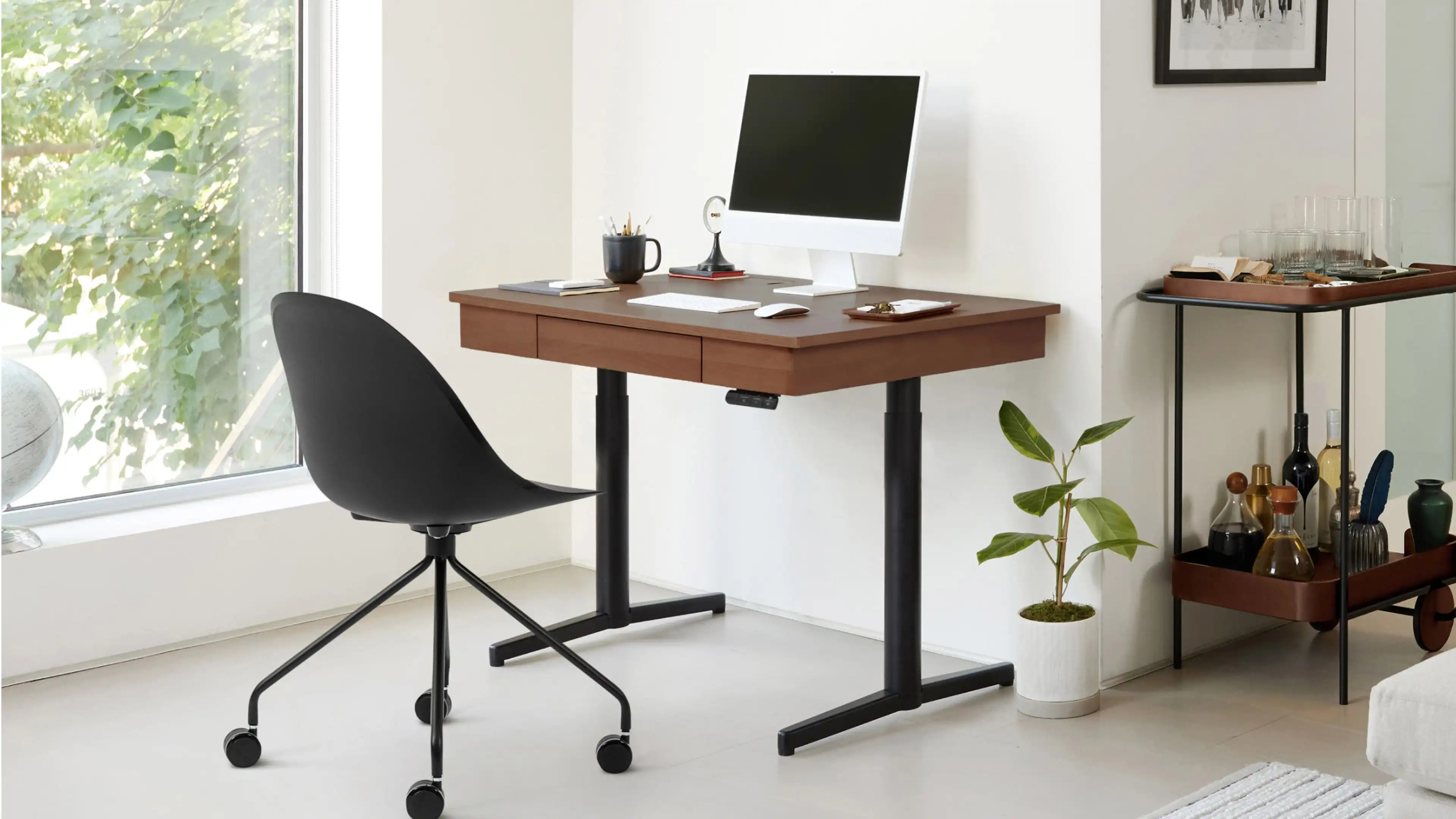 Copilot Standing Desk | Burrow | Burrow