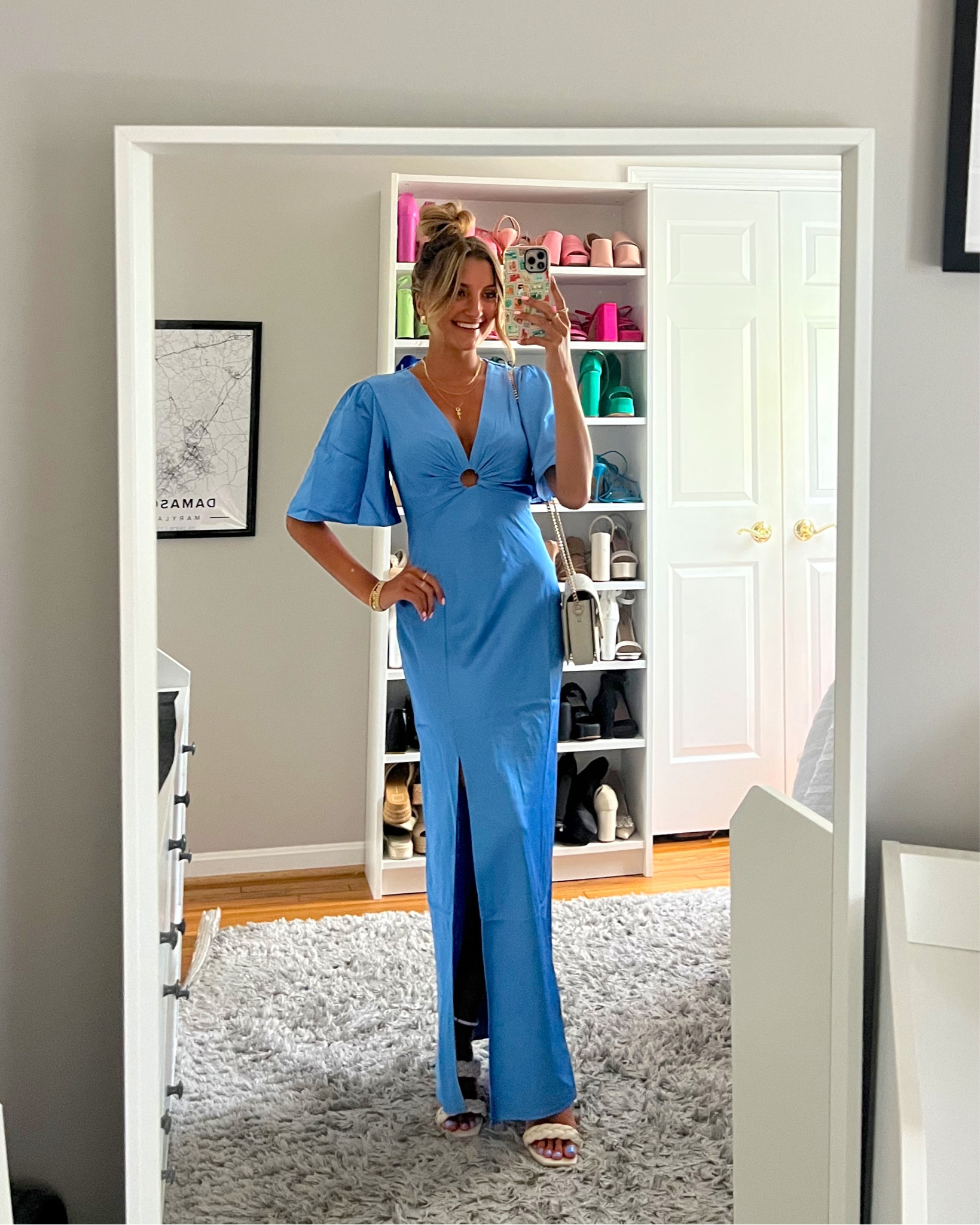 Summer wedding guest dresses from Abercrombie. Get 20% off your purchase this weekend 💛 wearing an XS 