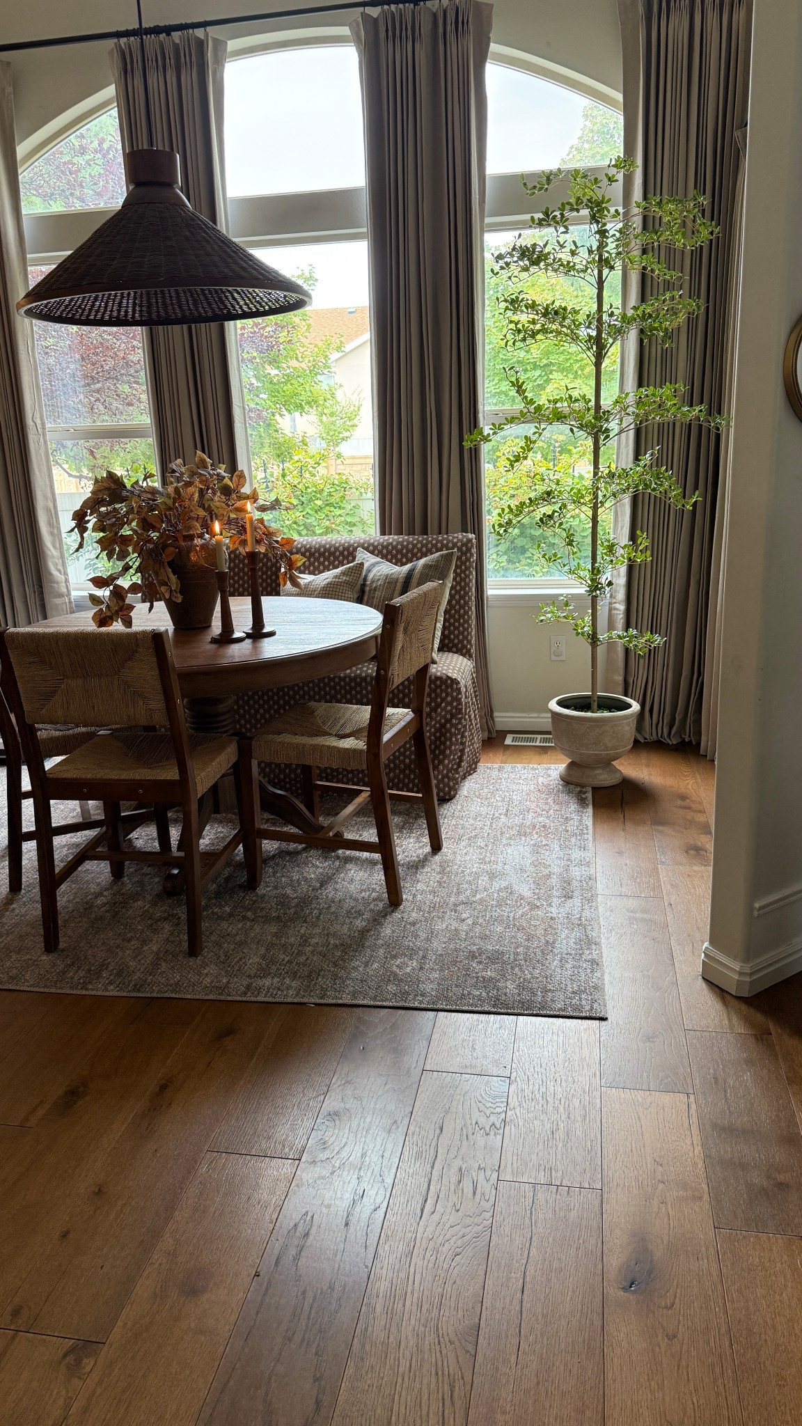 Dining nook 

#LTKFindsUnder100 #LTKSeasonal #LTKHome