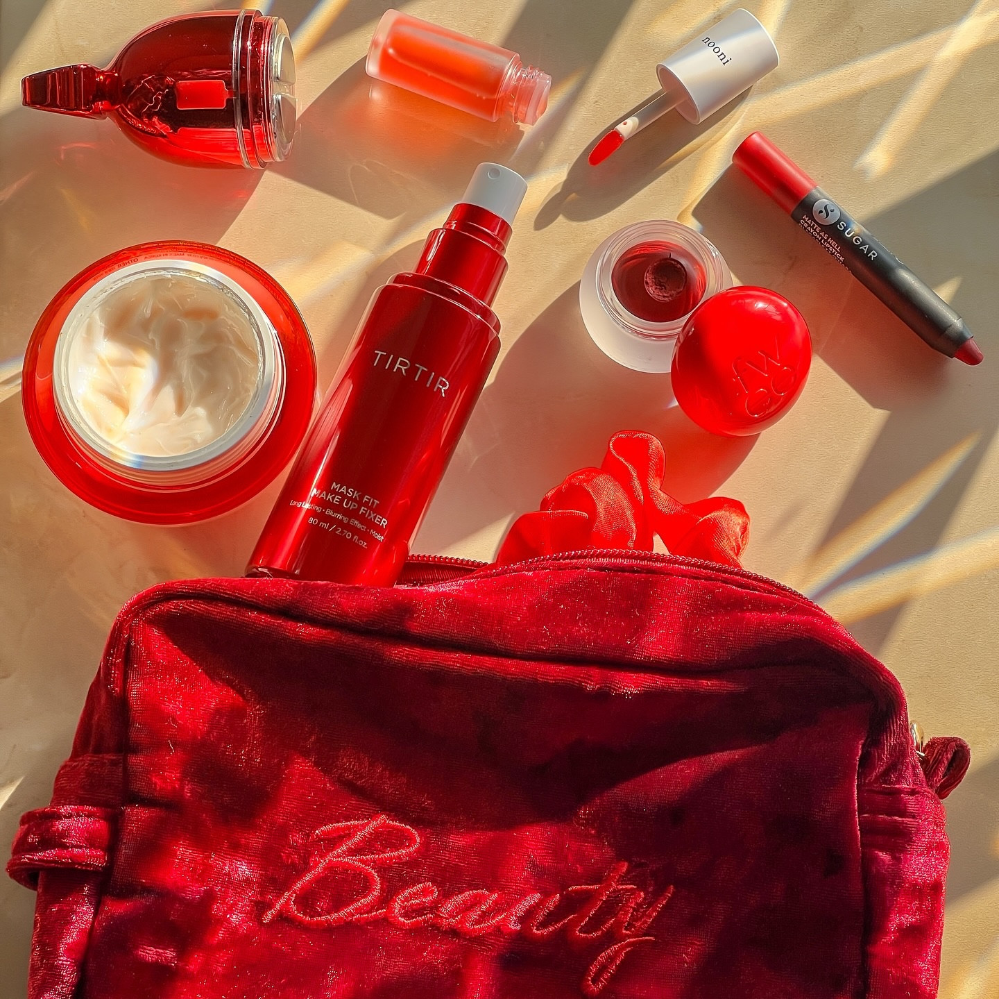 When all your red faves link up 🫶🏽❤️
Packing all of it away in my red velvet beauty bag including @meditherapy_official_global Shumage Gold Seal Lifting Cream 
@nooni_official Apple Cherry lip tint🍎🍒
@tirtir_global Mask Fit Makeup Fixer Setting Spray
@trysugar Matte As Hell Crayon Lipstick
@fwee_global @fwee_makeup_us Ambitious Blurry Pudding Pot ❤️

.
.
.
#makeup #beauty #red

#LTKBeauty #LTKFindsUnder50 #LTKStyleTip