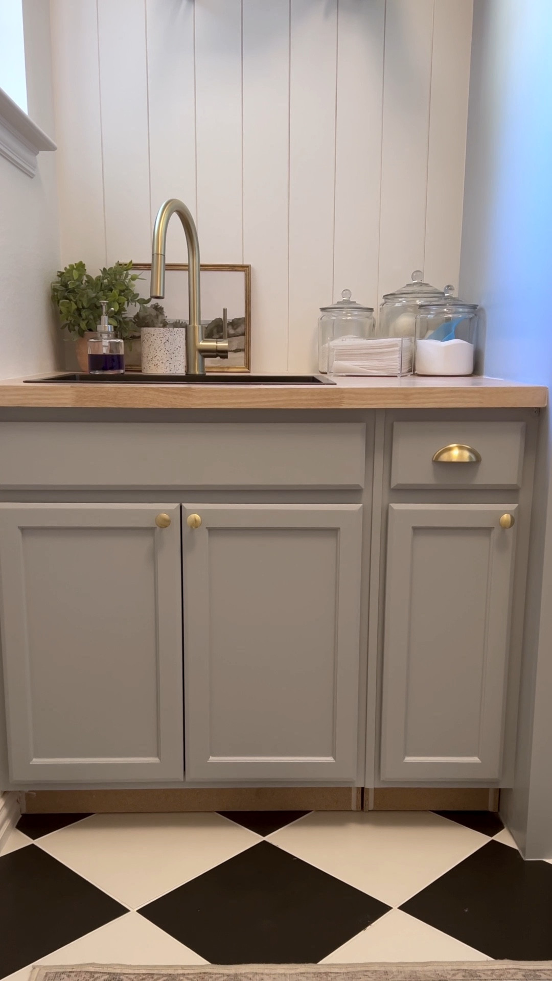 Laundry room organization! 

Glass jars // acrylic box // gold knobs // Target finds

#LTKFindsUnder50 #LTKHome #LTKFamily