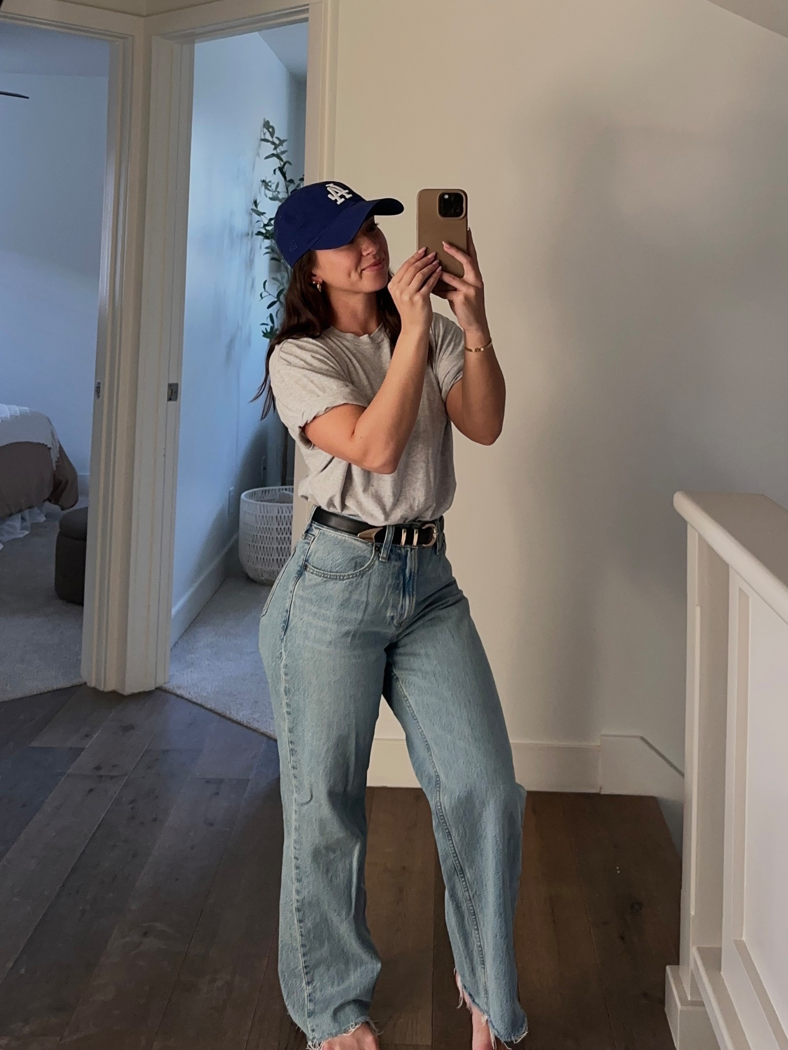 blue

#LTKSeasonal #LTKgrwm #LTKootd