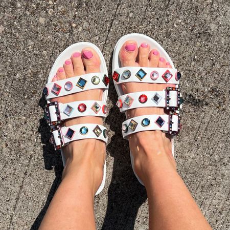 Newest love: my jeweled pimple slides!🤩🩷 

Gianni Bini
Sandals
Slides
Summer
Style
Fashion
Beauty

#LTKShoeCrush #LTKSeasonal #LTKStyleTip