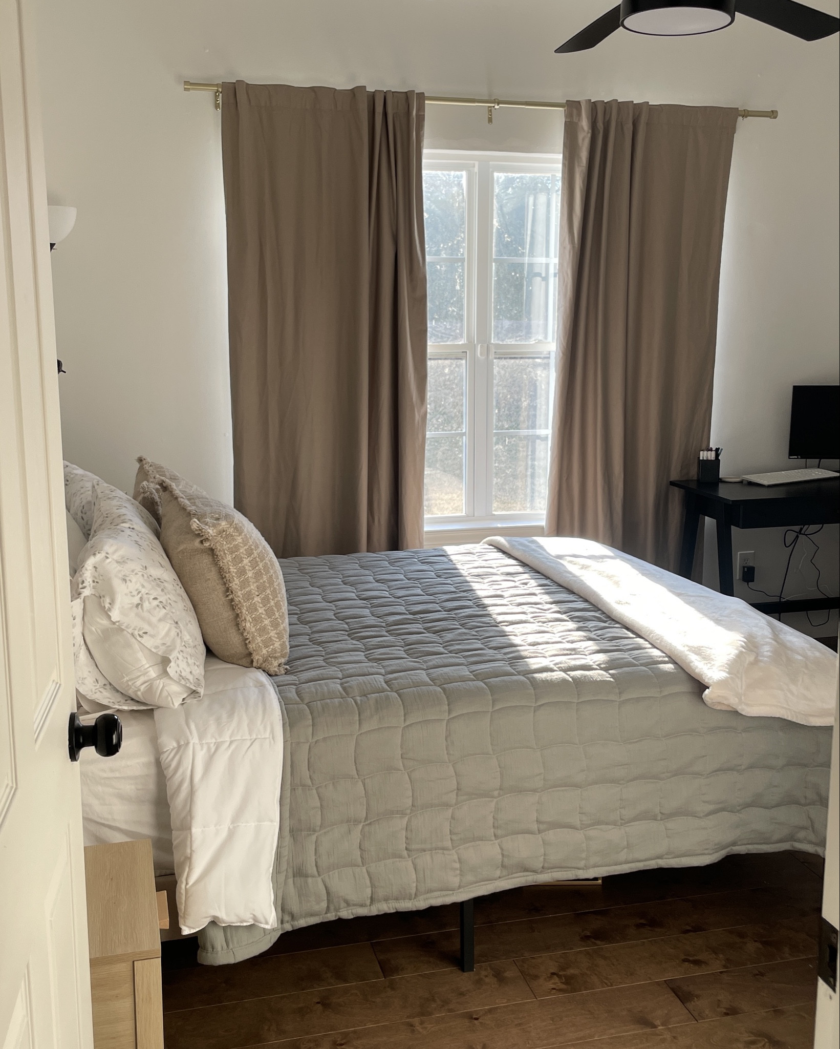 Our guest room turned out cute for being decorated on a major budget! These Amazon curtains are a game changer—they block out so much light and keep the room cool (or warm) depending on the temp!

#LTKFindsUnder50 #LTKHome