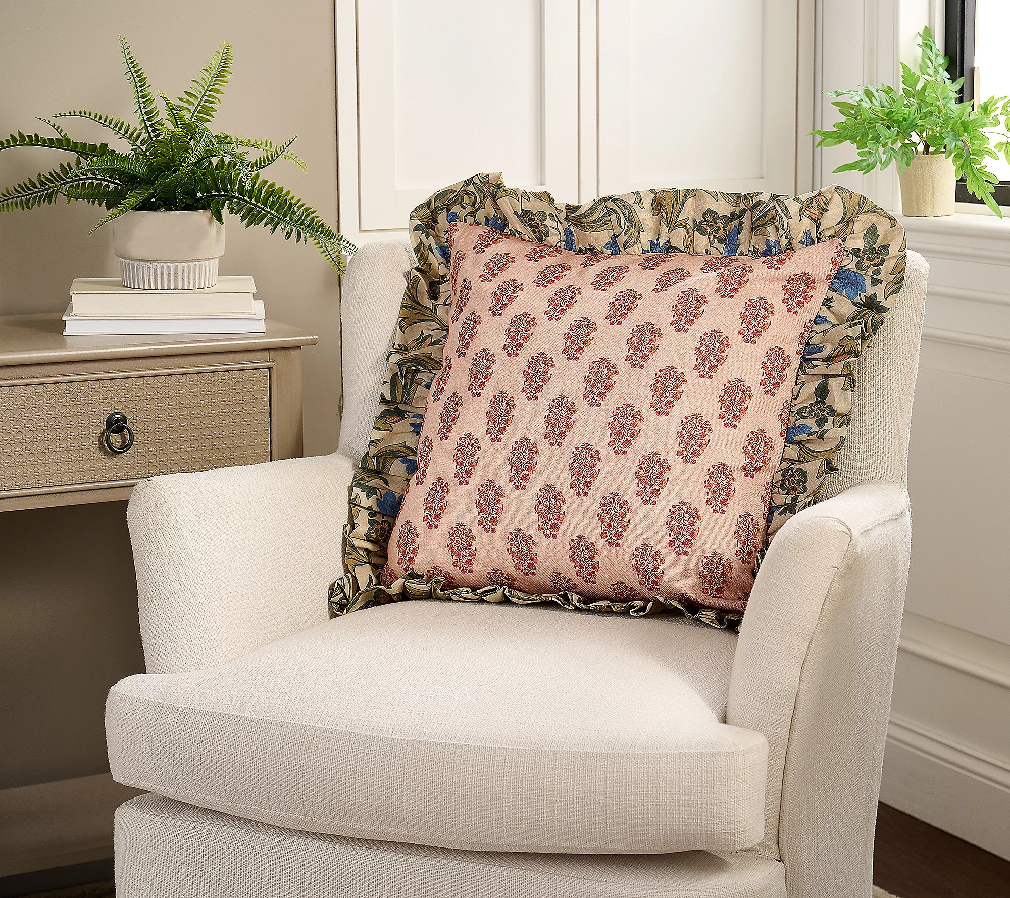 Cozy Cottage by Liz Marie Ruffled Pillow | QVC