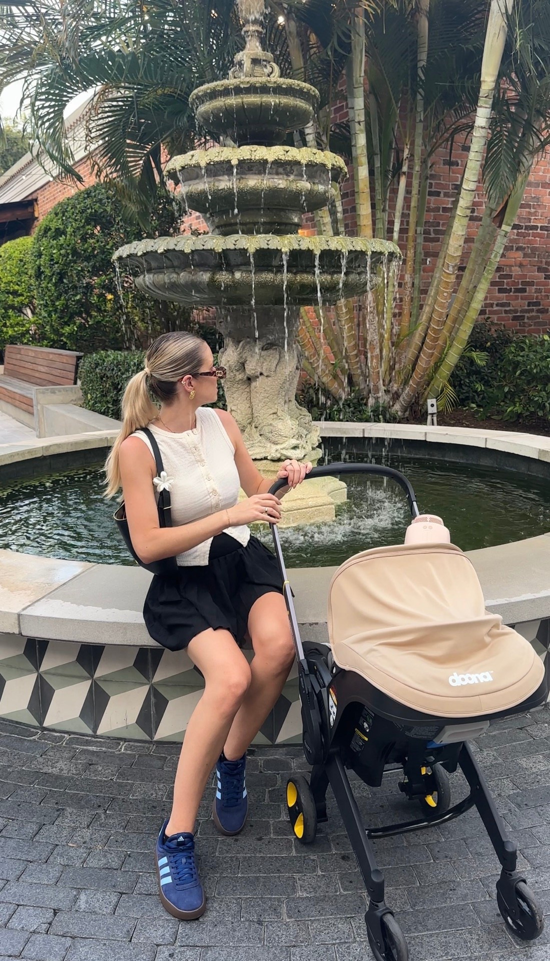 Cute and casual outfit for moms 

#LTKFindsUnder100 #LTKFindsUnder50 #LTKStyleTip