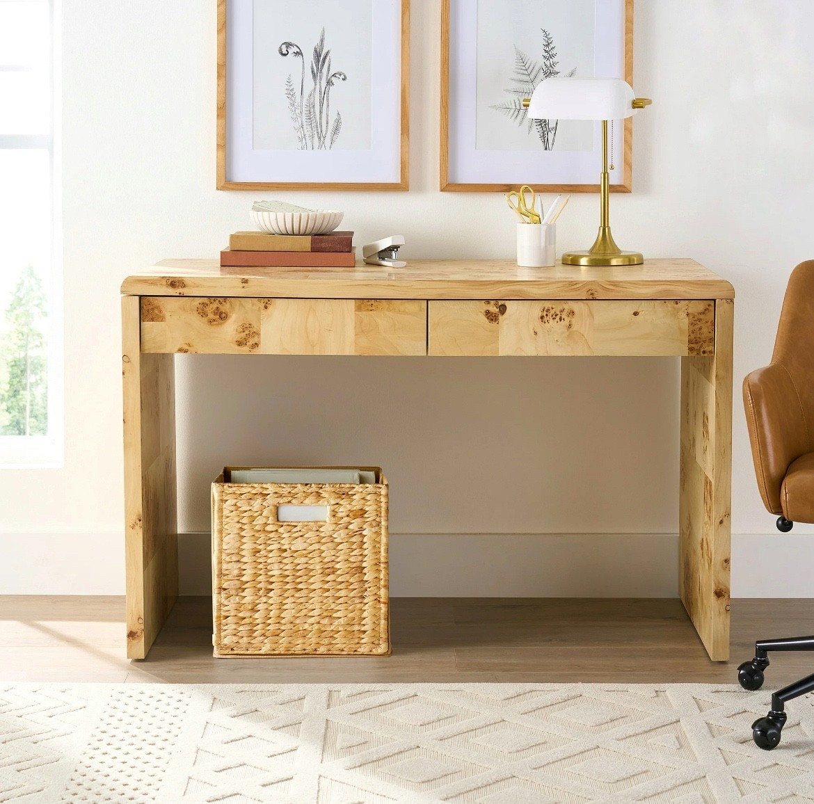 Burlwood desk with drawers


#LTKFamily #LTKHome #LTKU