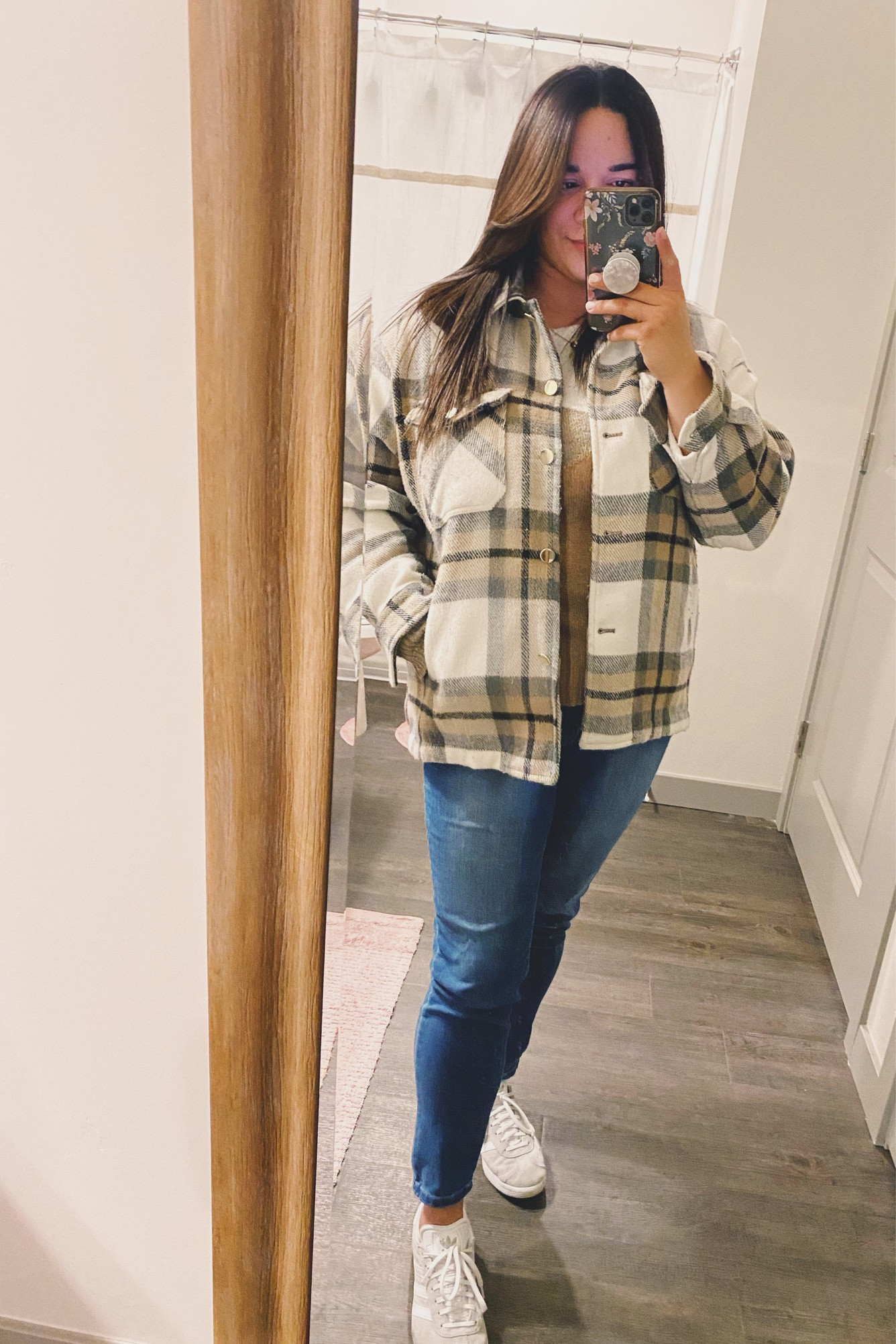 🤍 Cozy + Casual winter outfit for work, dates, family gatherings
 

Wearing my grey Adidas Gazelle sneakers
🖤 OOTD 

Sweaters under $20, $15 
Work winter outfit, teacher, holiday, waffle crew neck sweater nude beige brown black clean girl midsize under 20 natural adidas gazelle sneakers 

#LTKshoecrush #LTKfindsunder100 #LTKstyletip