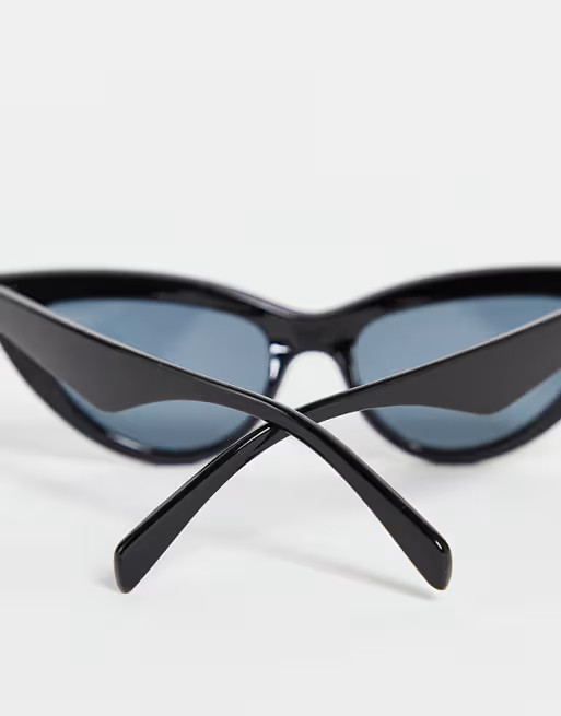 ASOS DESIGN beveled cat eye sunglasses in shiny black | ASOS | ASOS (Global)