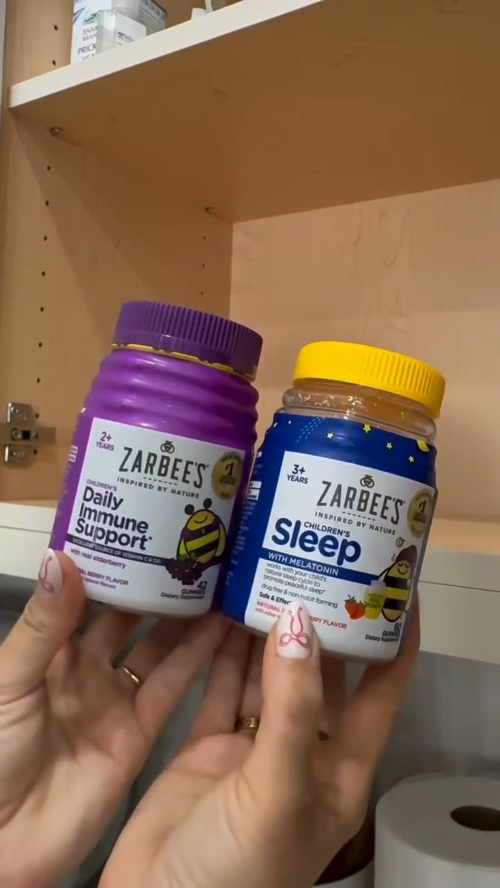#zarbeespartner 
@zarbees Daily Immune Support is helping my kids thrive for their first day of school by supporting their immune system with safe and effective ingredients! Find these and other Zarbee’s products through my @shop.ltk https://liketk.it/5nTd8 These statements have not been evaluated by the Food and Drug Administration. This product is not intended to diagnose, treat, cure, or prevent any disease. #zarbees #fromourhivetoyours