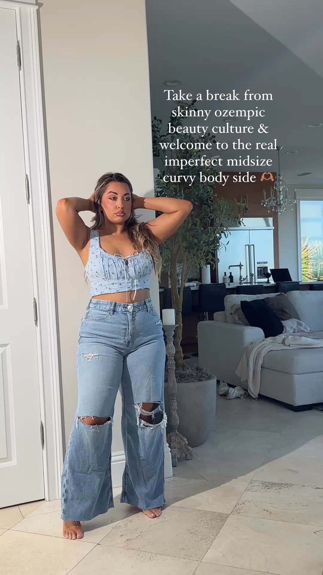 Jeans with zero gapping! Wearing a size 10 regular 

#LTKMidsize #LTKootd #LTKSpringSale