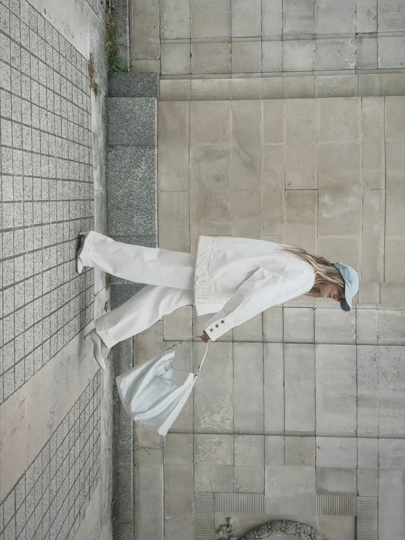 Every wardrobe needs a pair of White Jeans #ontrend #whitedenim #whitejeans 

#LTKeurope #LTKuk #LTKluxury