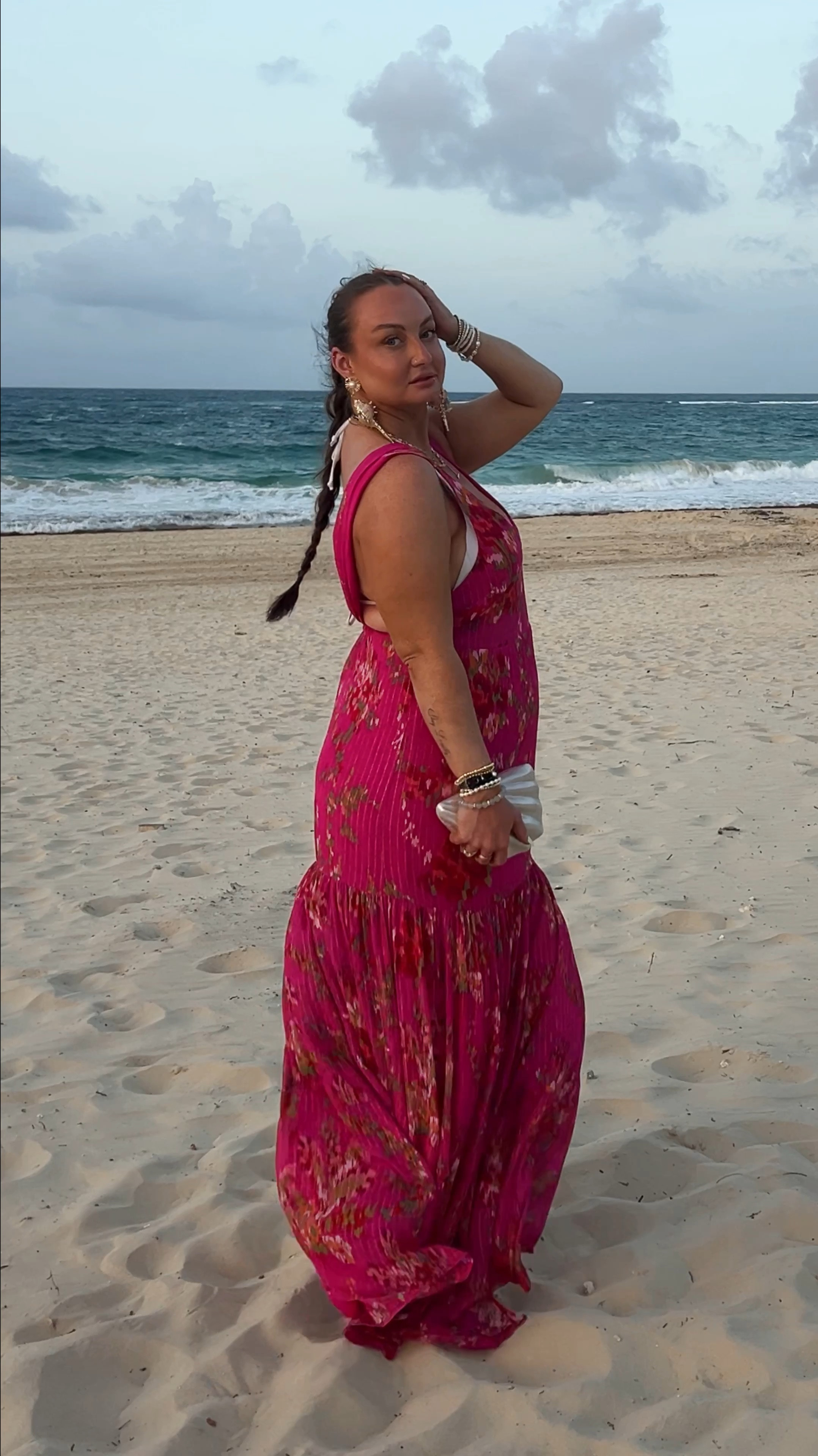 summer girl forever 🌺 wearing a US 8 (runs big!) also wearing a bikini top as a bra underneath 

#LTKVideo #LTKMidsize #LTKSeasonal