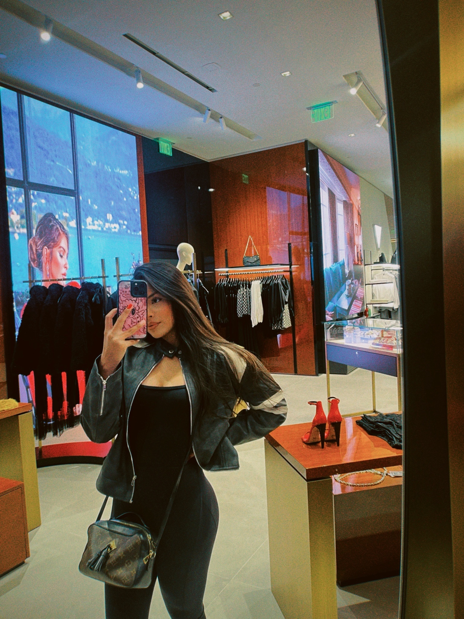 both small & regular

#LTKfitness #LTKworkwear #LTKstyletip