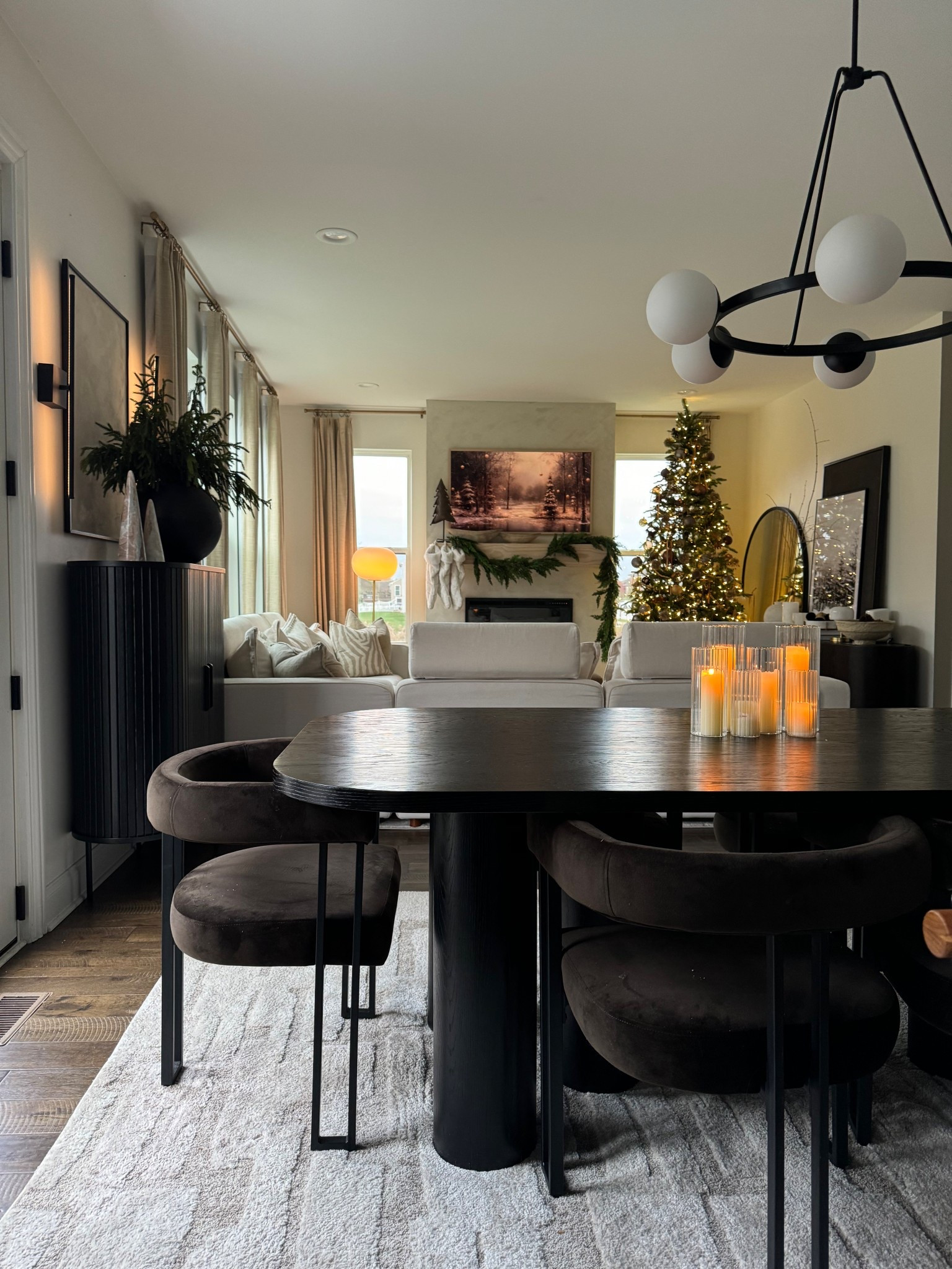 modern dining room table and chairs

#LTKHome #LTKHoliday