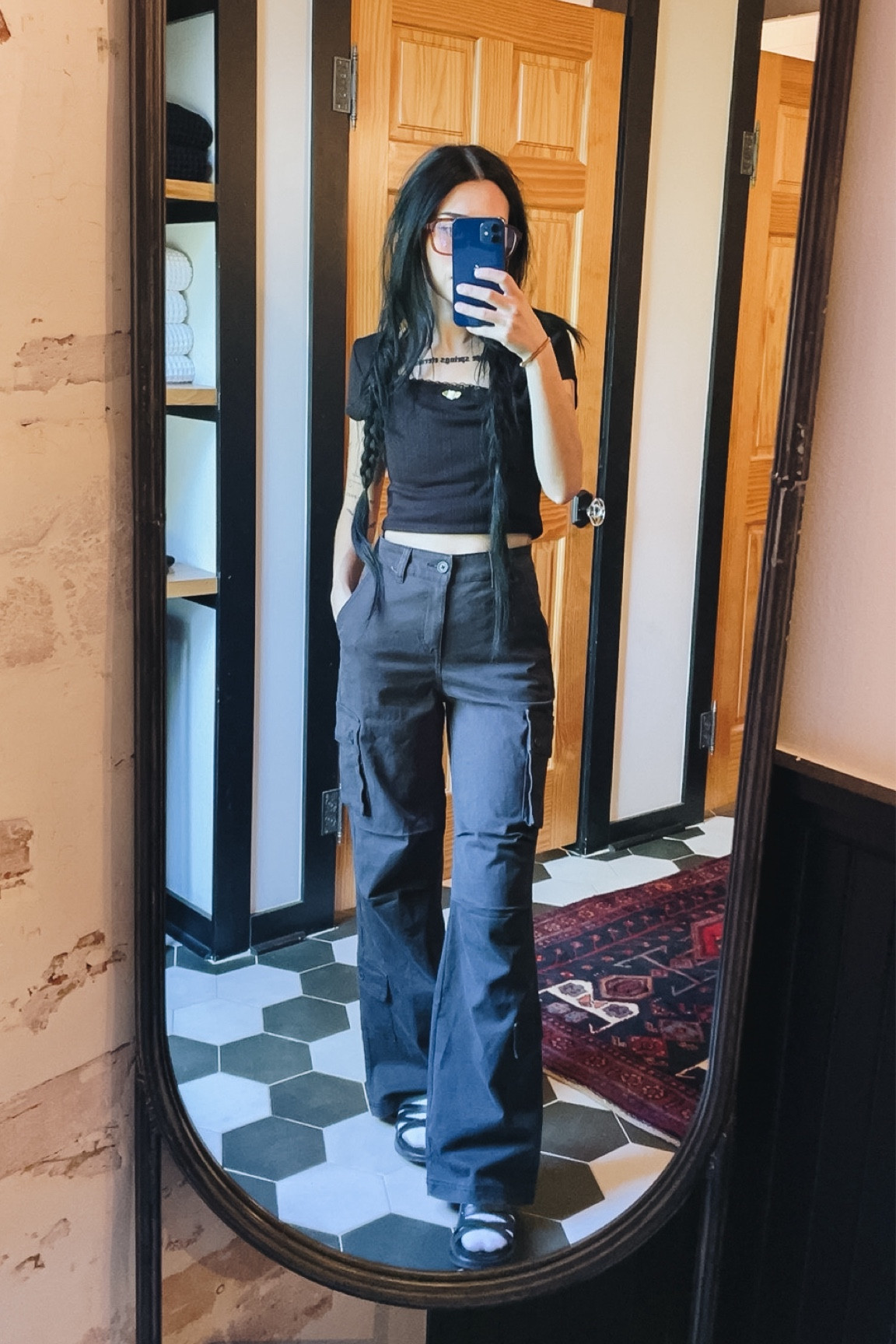 Fit with the recent haul 🖤