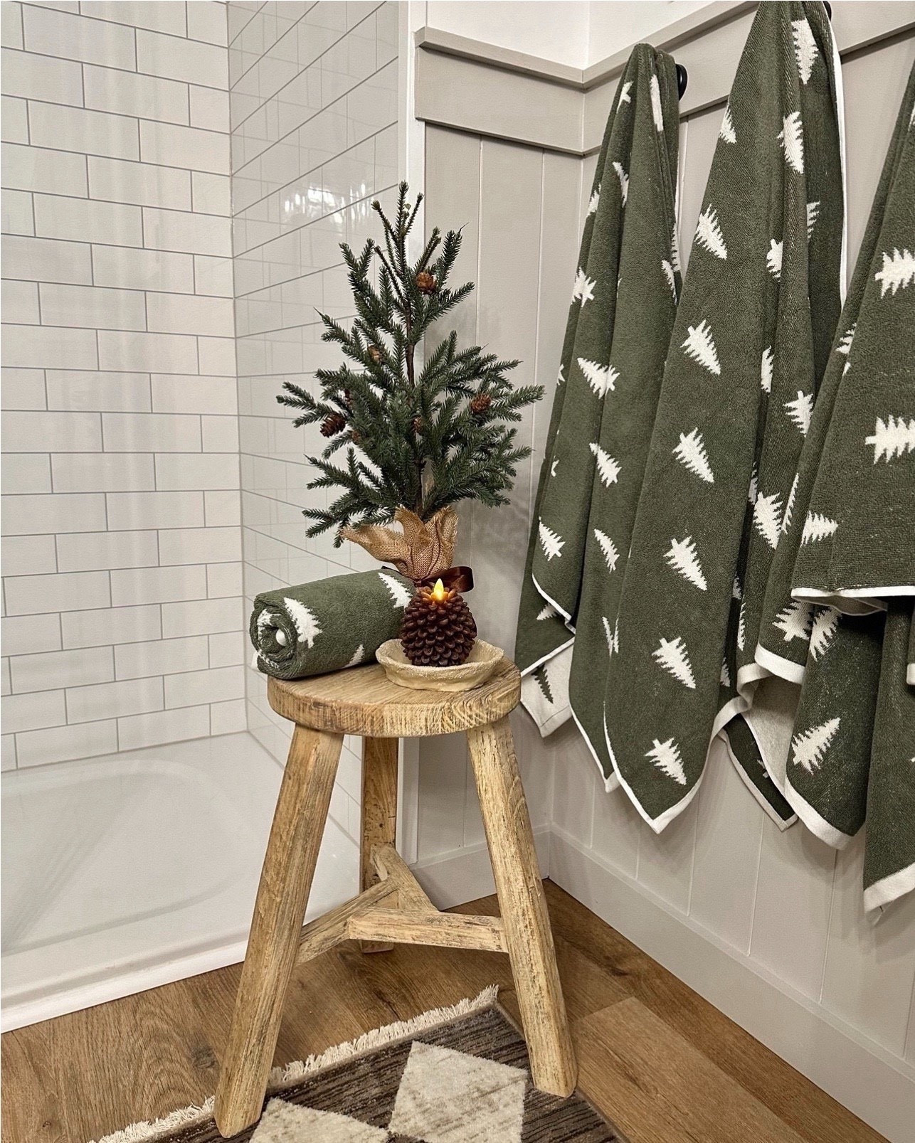 A LITTLE CHRISTMAS COZY FOR YOUR BATHROOM 🌲 These reversible tree towels are such an easy way to bring Christmas into the bathroom! The green and cream colors feel cozy and timeless, with two looks in one.

#LTKHome #LTKHoliday #LTKSeasonal
