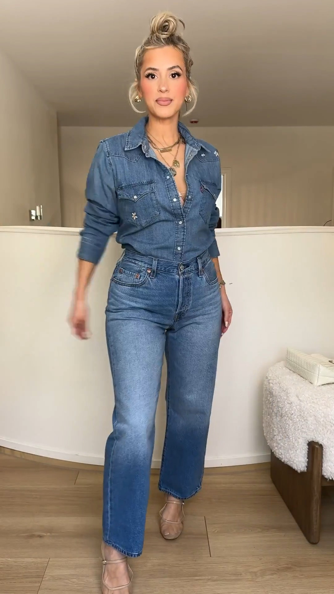 My go-to @levis denim look 🦋💙  @levis #LevisLTKPartner

Size 27 in jeans
Small in button up

#LTKootd #LTKmomlife #LTKU