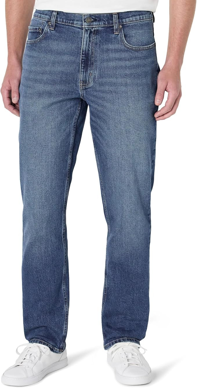 Amazon Essentials Men's Low Stretch Athletic Fit Jean | Amazon (US)