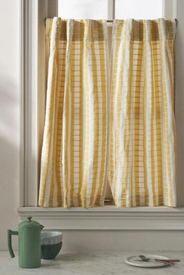 Cotton Woven Stripe Café Curtains, Set of 2
  


  


  


  


  

2 Reviews Reviews$58.00 | Anthropologie (US)